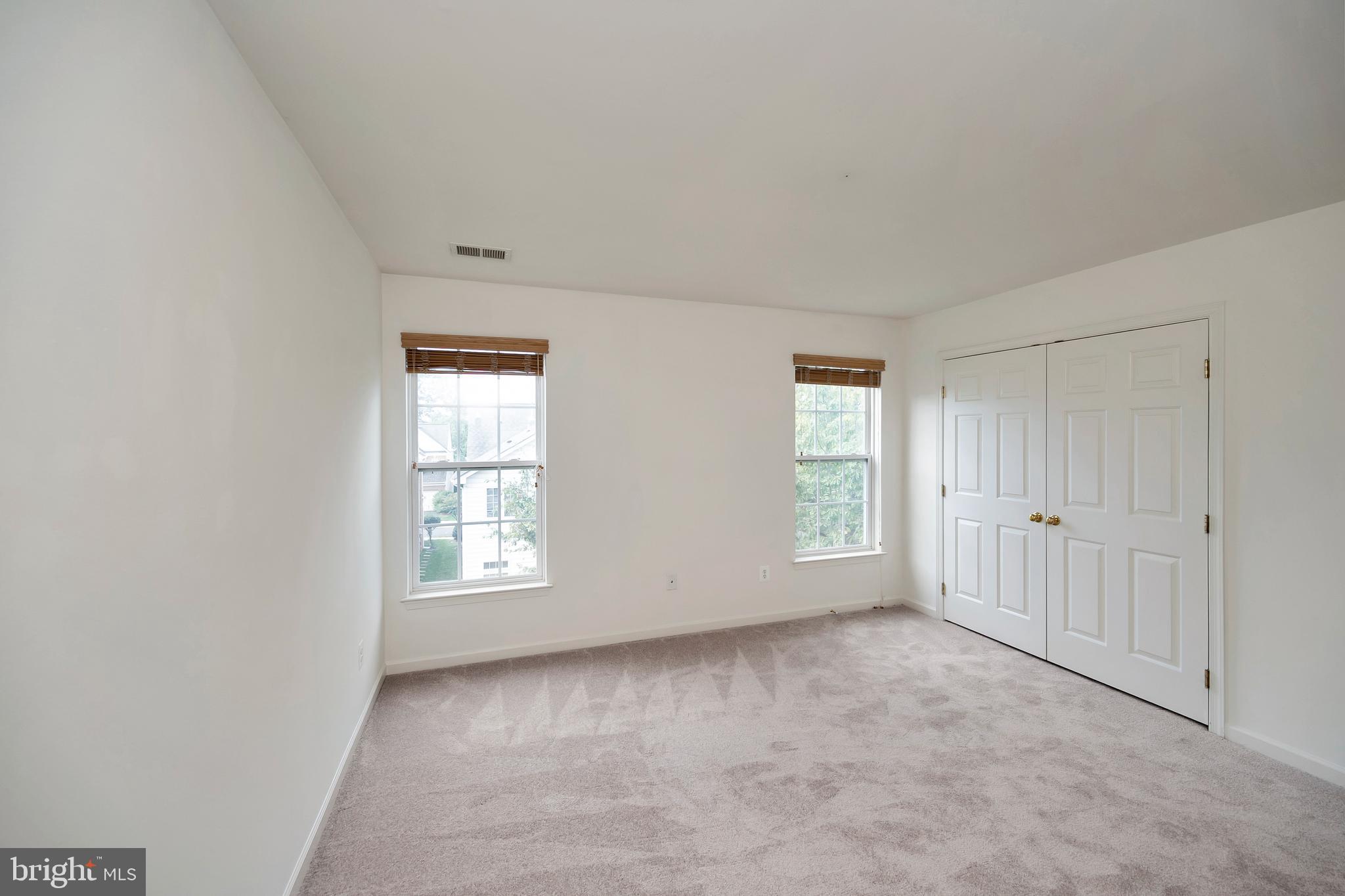 LORTON OVERLOOK - Residential Lease