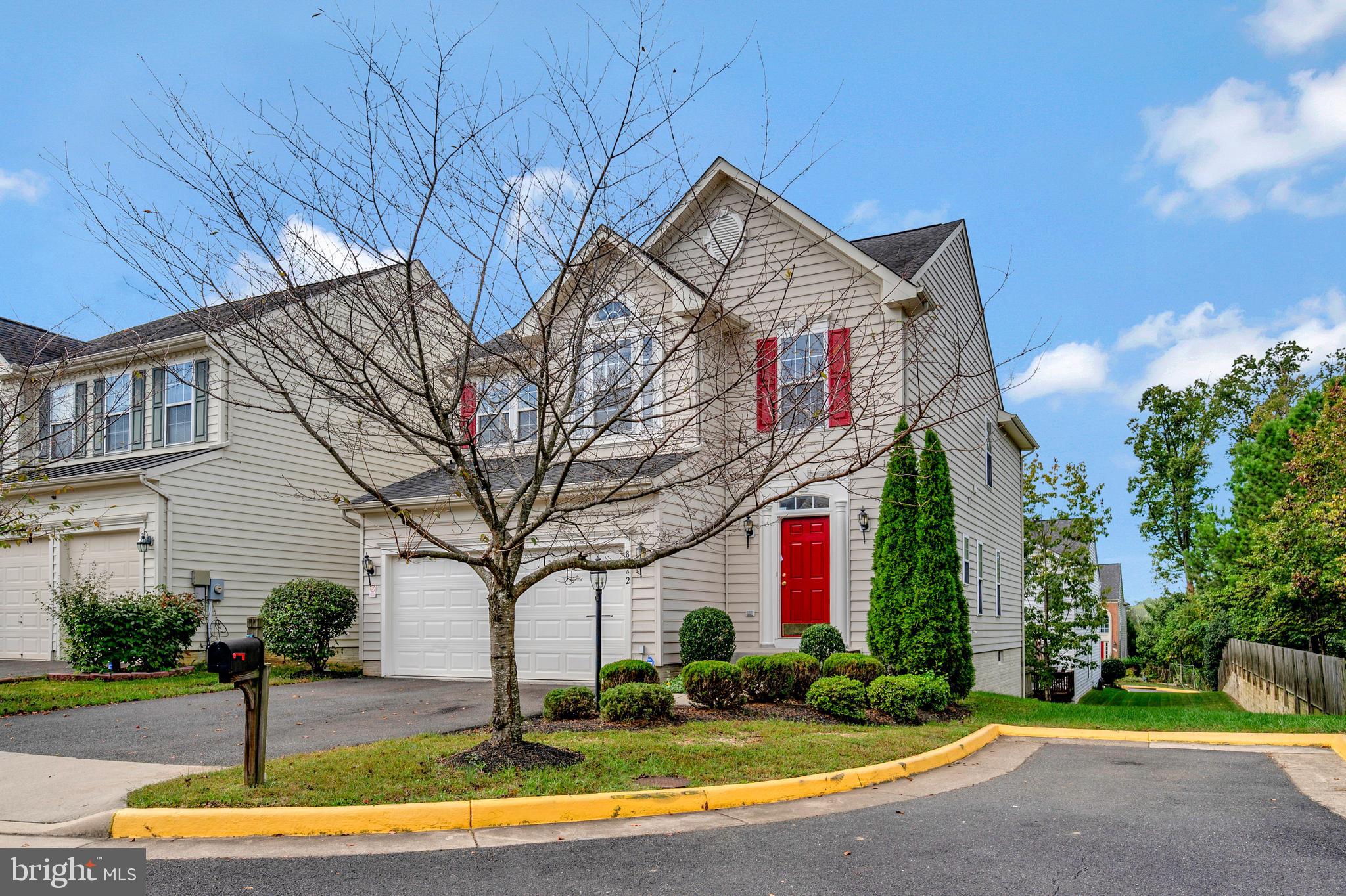 LORTON OVERLOOK - Residential Lease