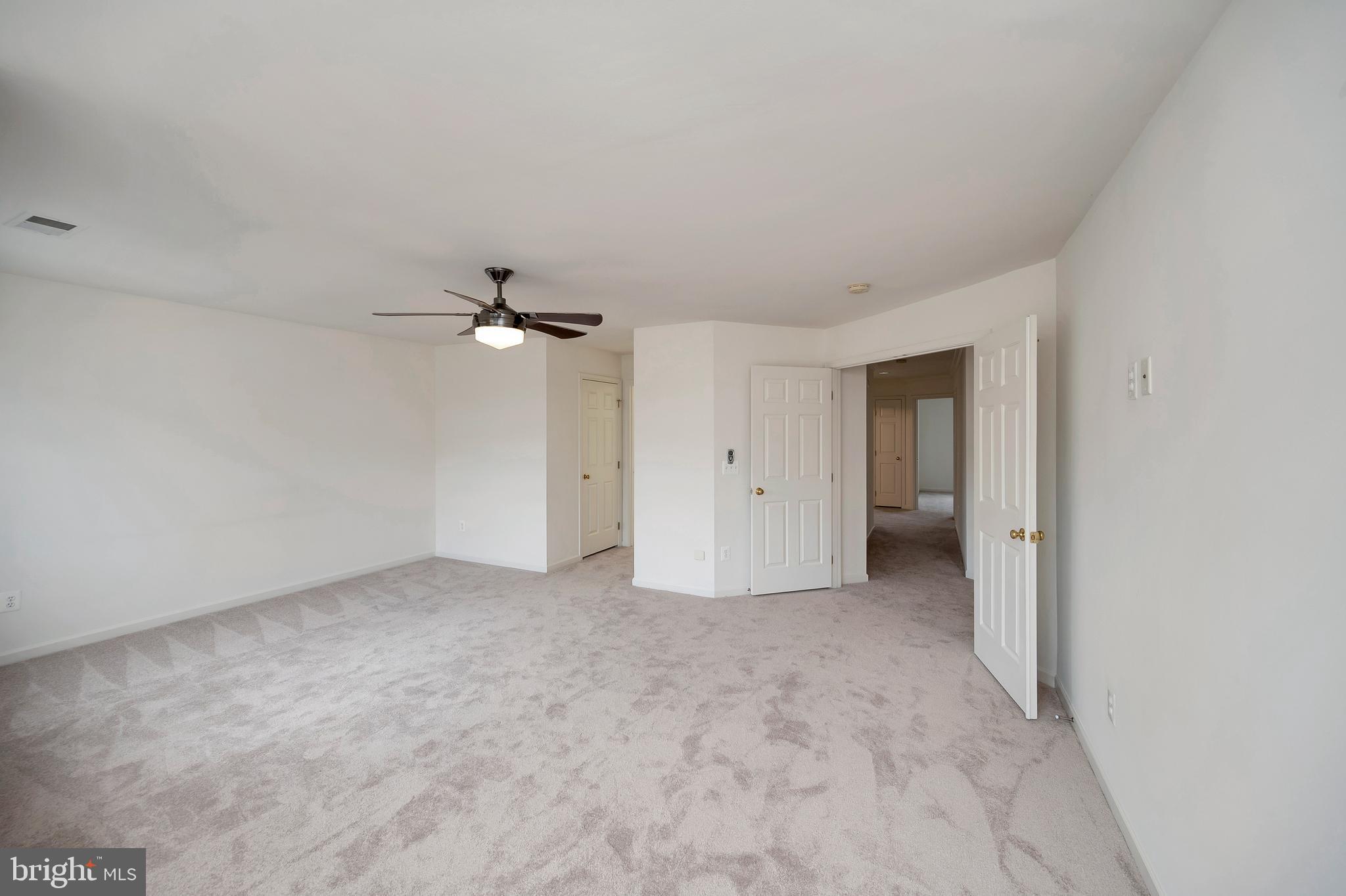 LORTON OVERLOOK - Residential Lease
