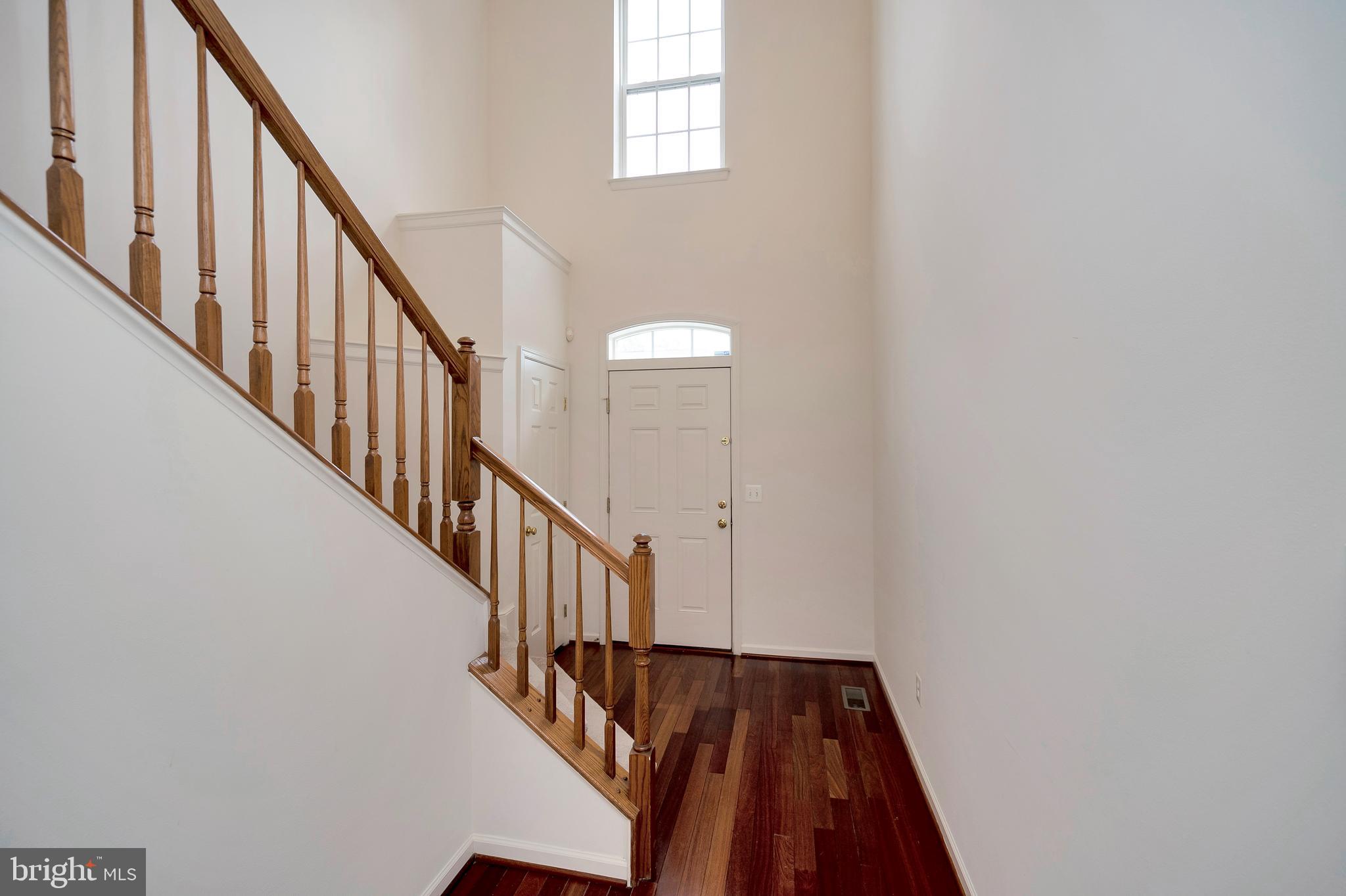 LORTON OVERLOOK - Residential Lease