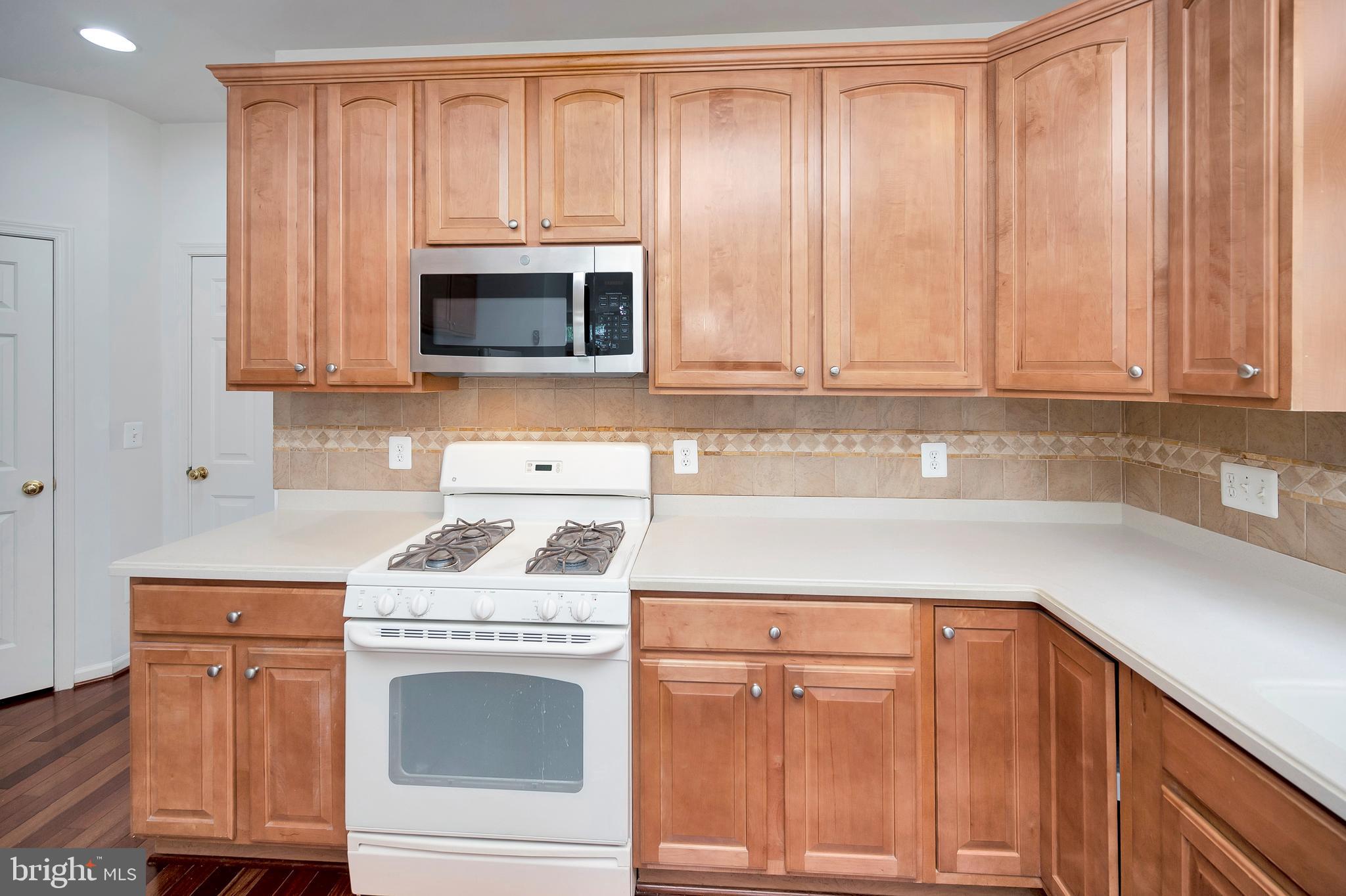LORTON OVERLOOK - Residential Lease