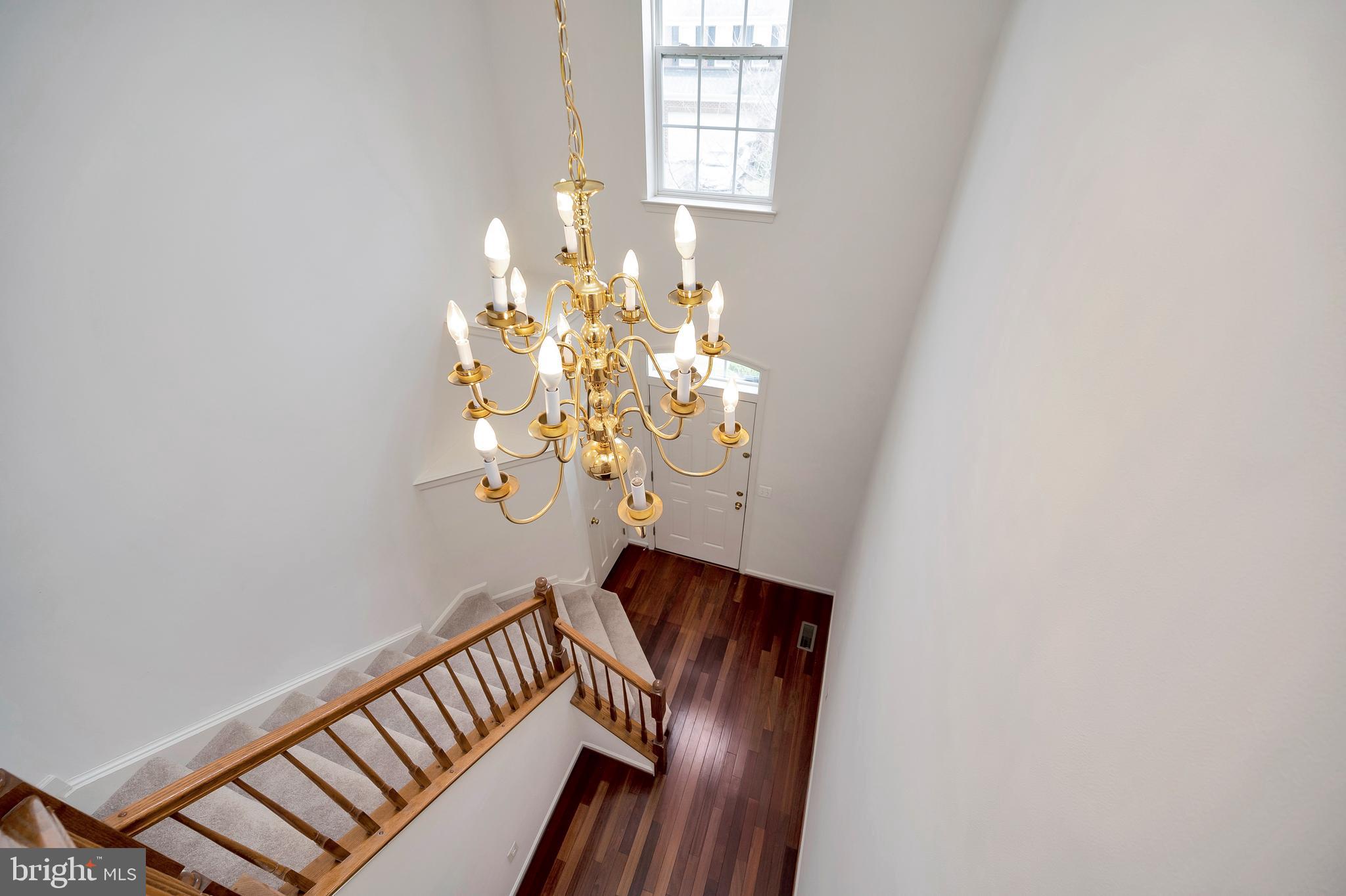 LORTON OVERLOOK - Residential Lease