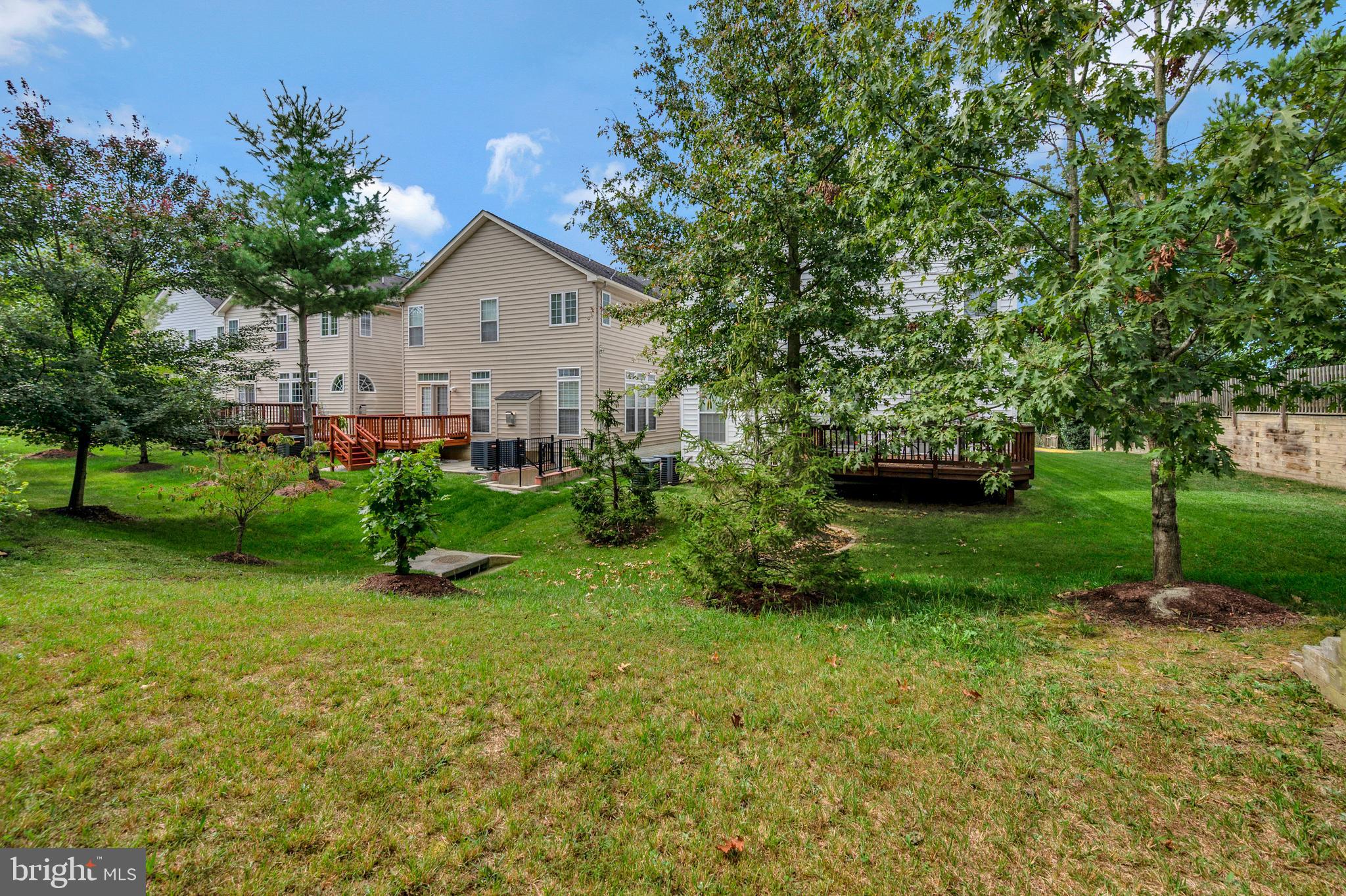 LORTON OVERLOOK - Residential Lease