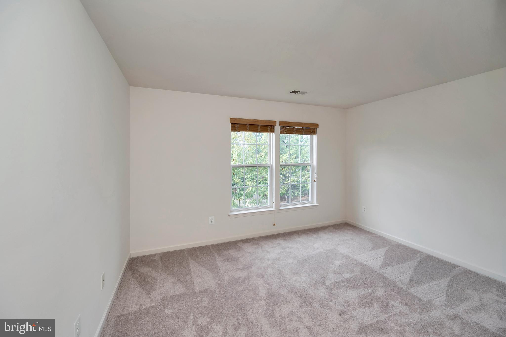 LORTON OVERLOOK - Residential Lease