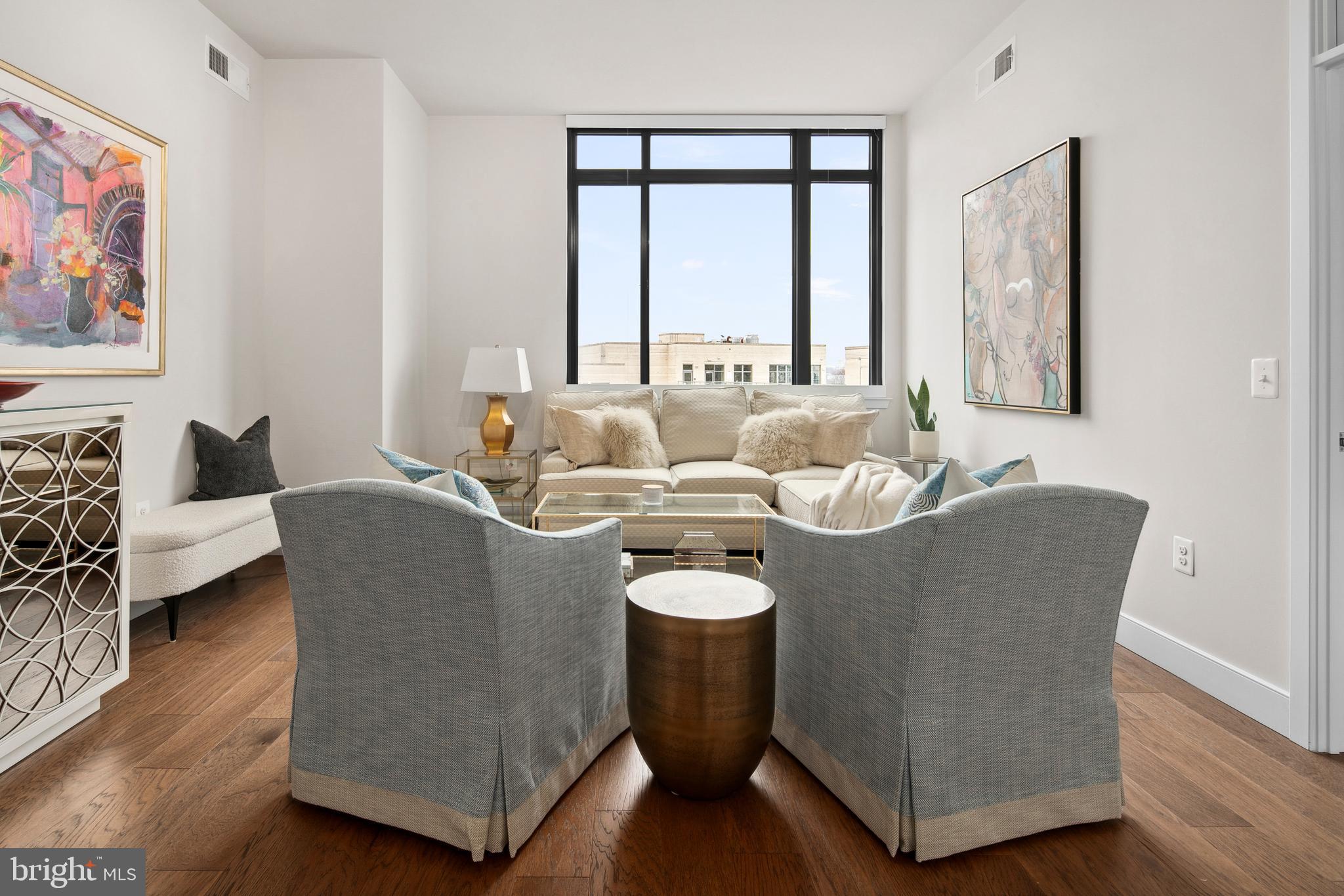 COURTHOUSE - Residential Lease