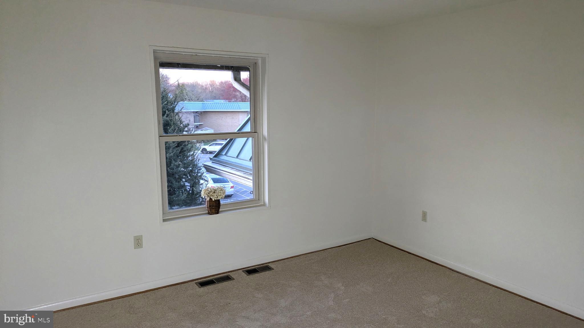 MONTGOMERY MUTUAL COOP - Residential