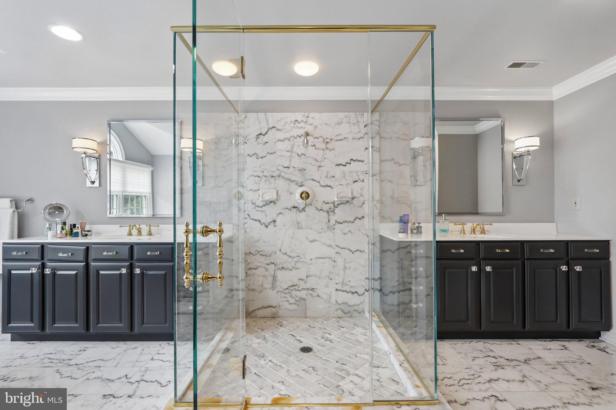 MAPLE GLEN - Residential