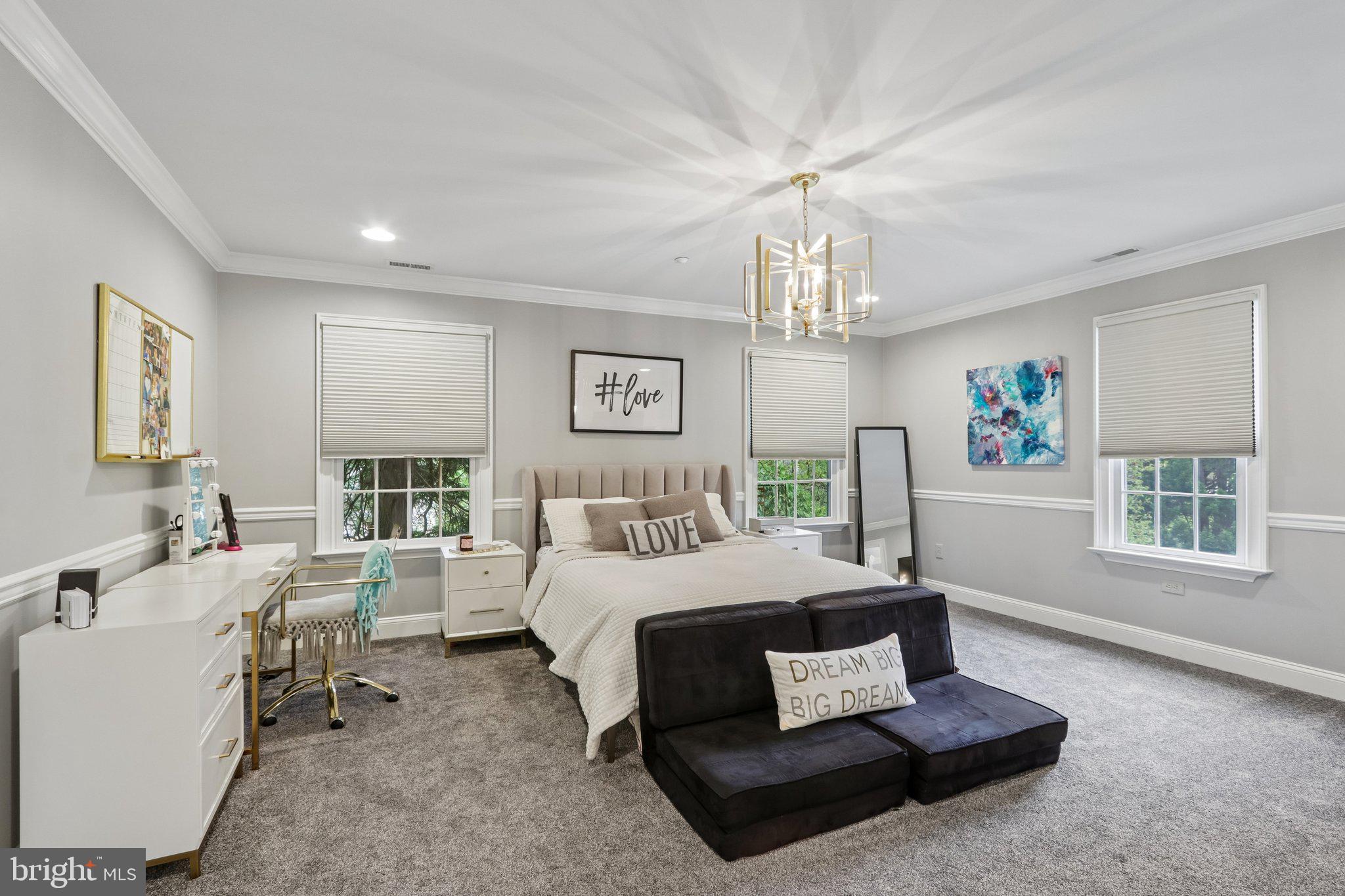 MAPLE GLEN - Residential