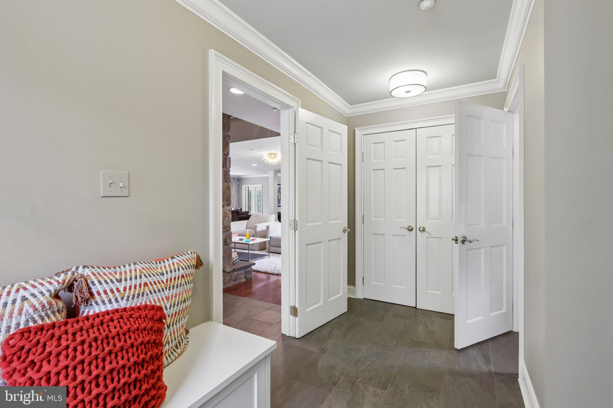 MAPLE GLEN - Residential