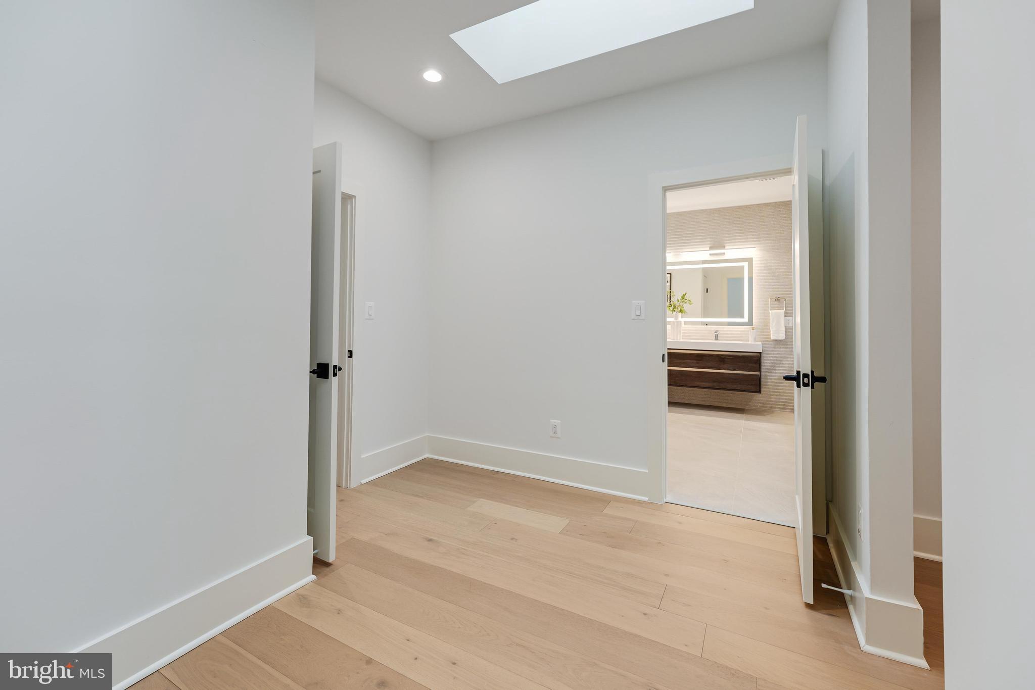 FAIRHILL ON THE BOULEVRD - Residential