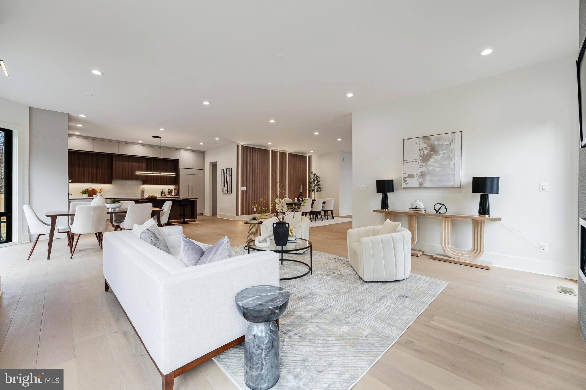 FAIRHILL ON THE BOULEVRD - Residential