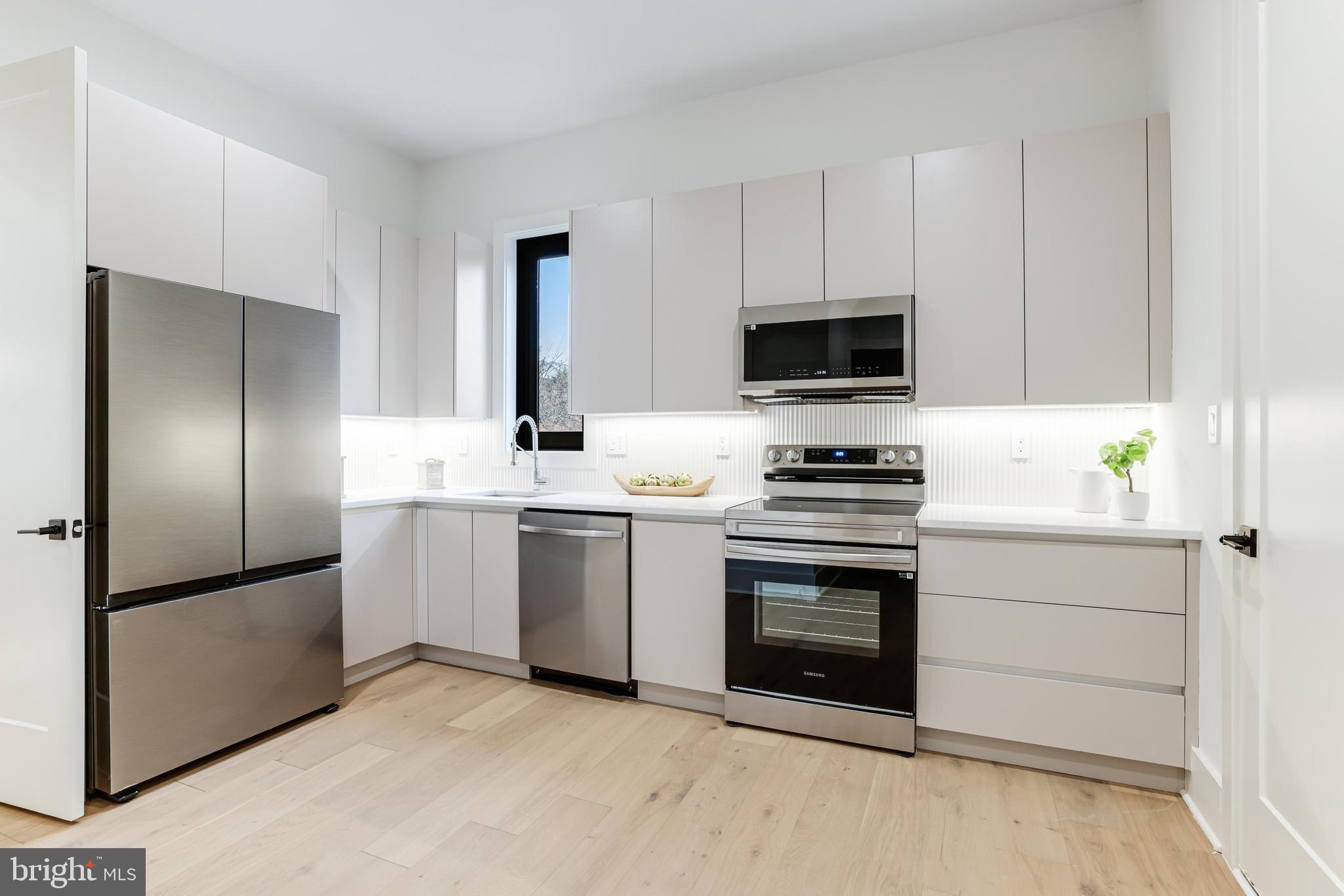 FAIRHILL ON THE BOULEVRD - Residential