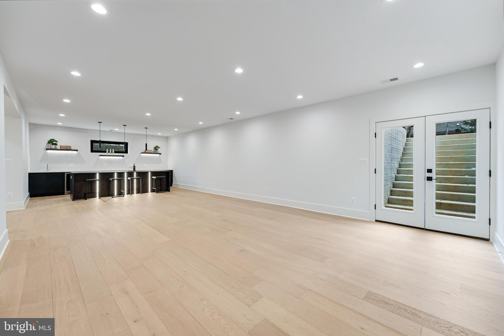 FAIRHILL ON THE BOULEVRD - Residential