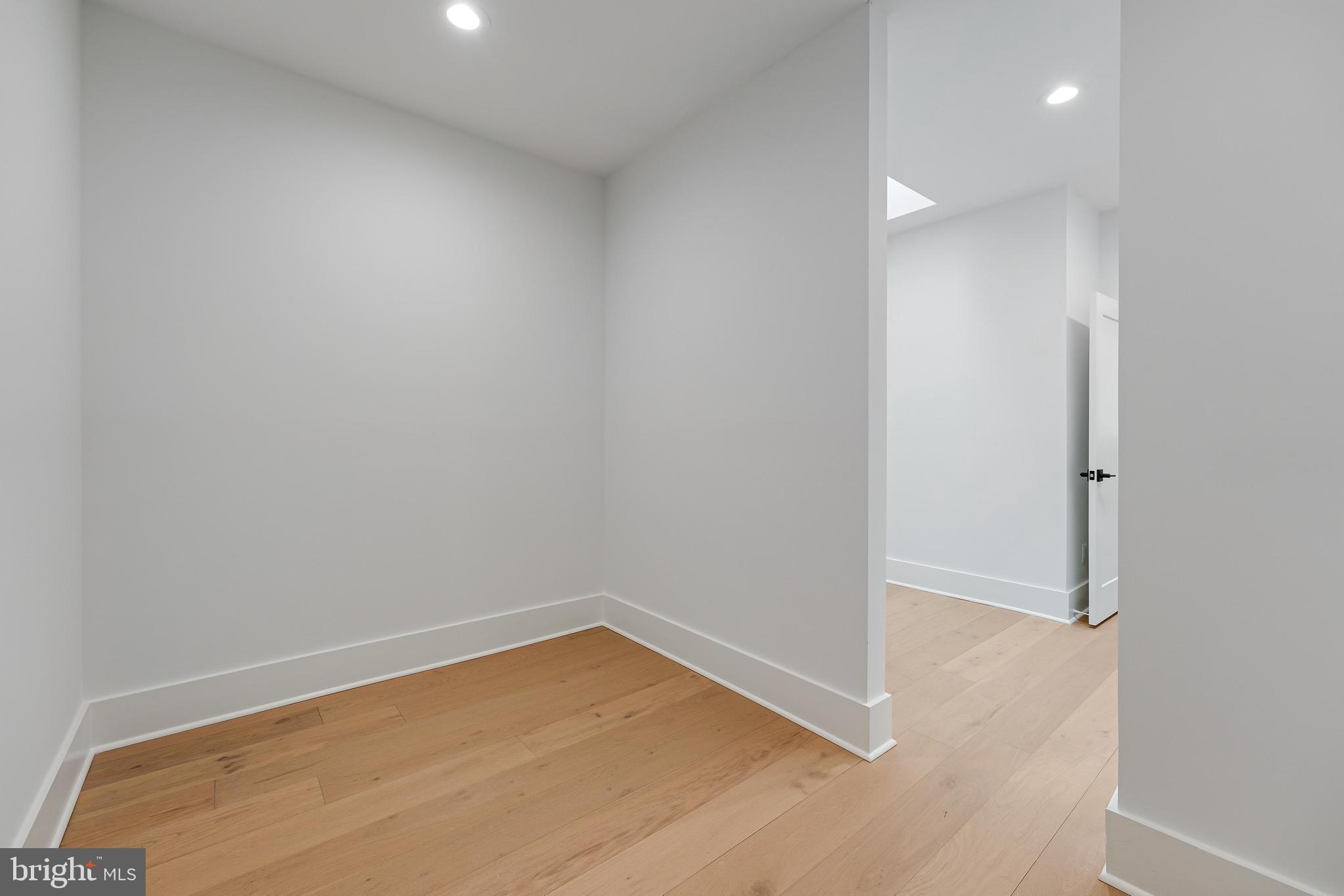 FAIRHILL ON THE BOULEVRD - Residential