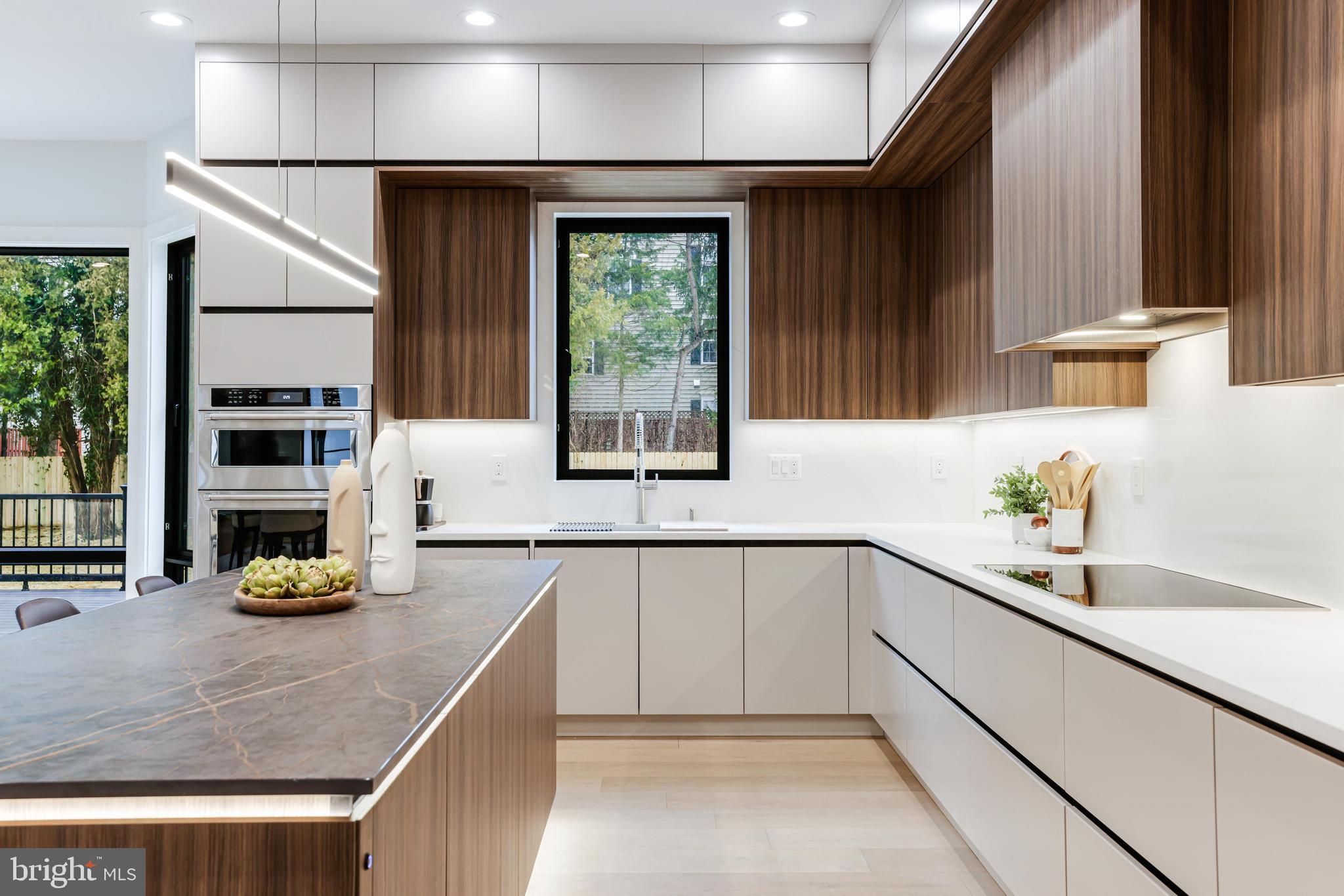 FAIRHILL ON THE BOULEVRD - Residential
