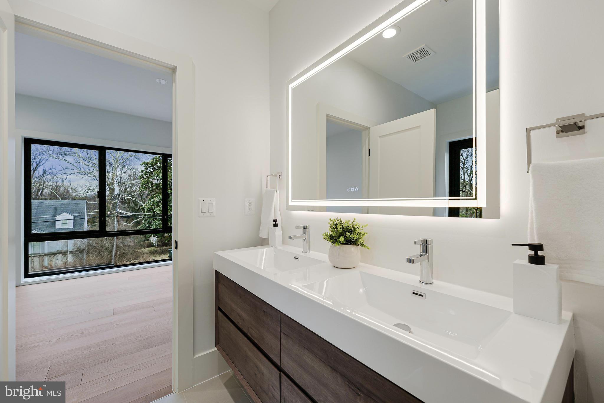 FAIRHILL ON THE BOULEVRD - Residential