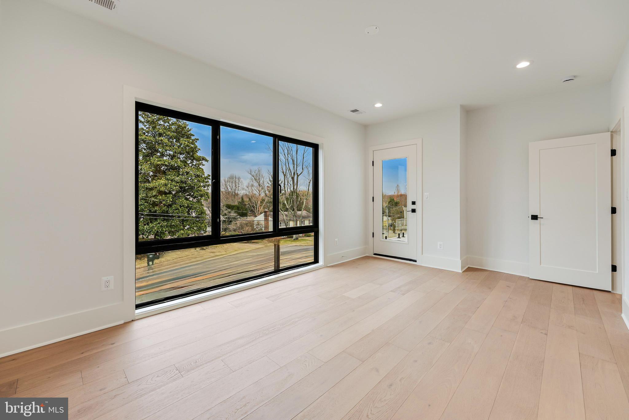FAIRHILL ON THE BOULEVRD - Residential