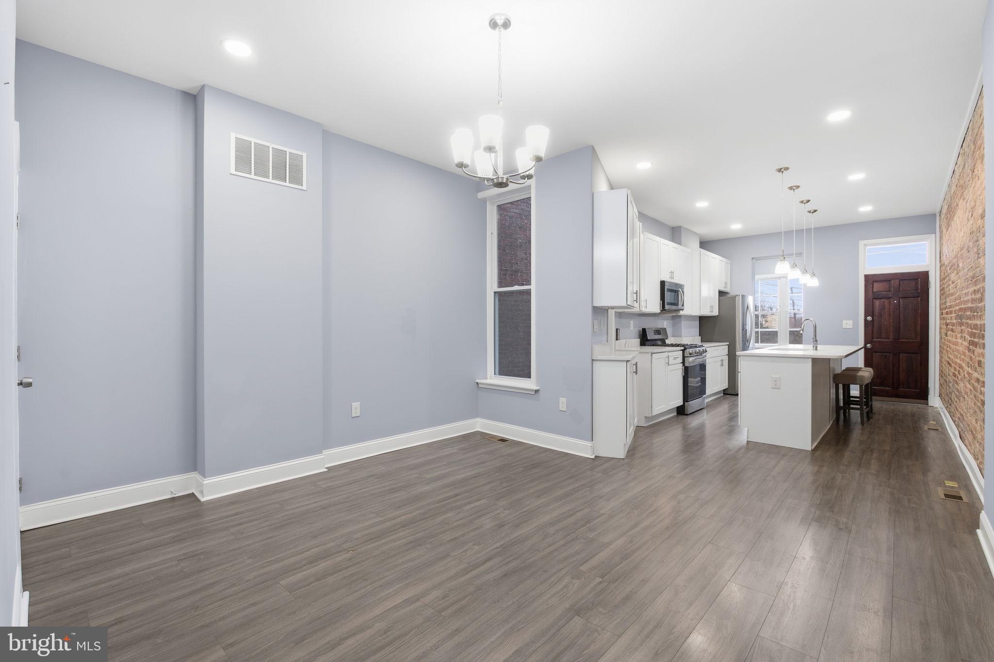 CHARLES VILLAGE - Residential