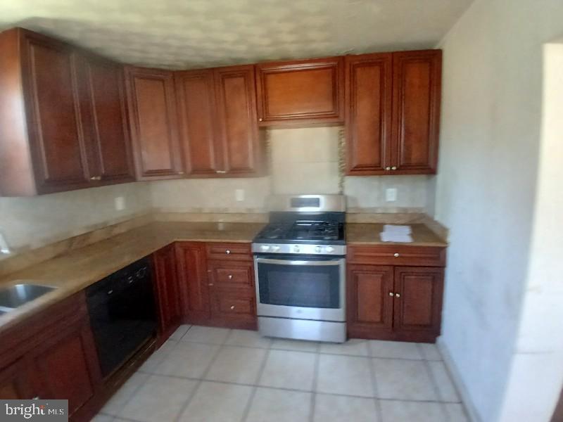 CHAPEL OAKS - Residential