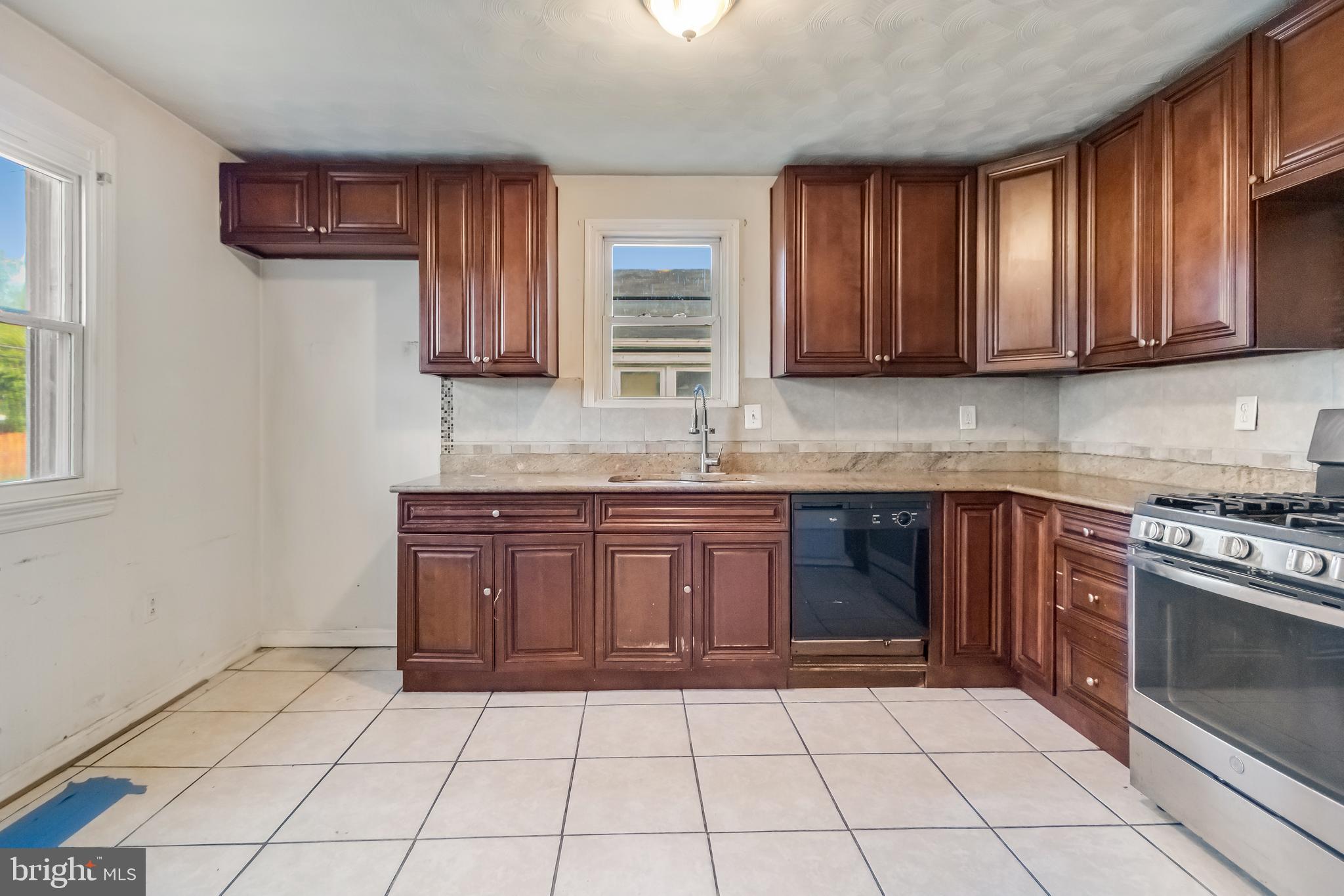 CHAPEL OAKS - Residential
