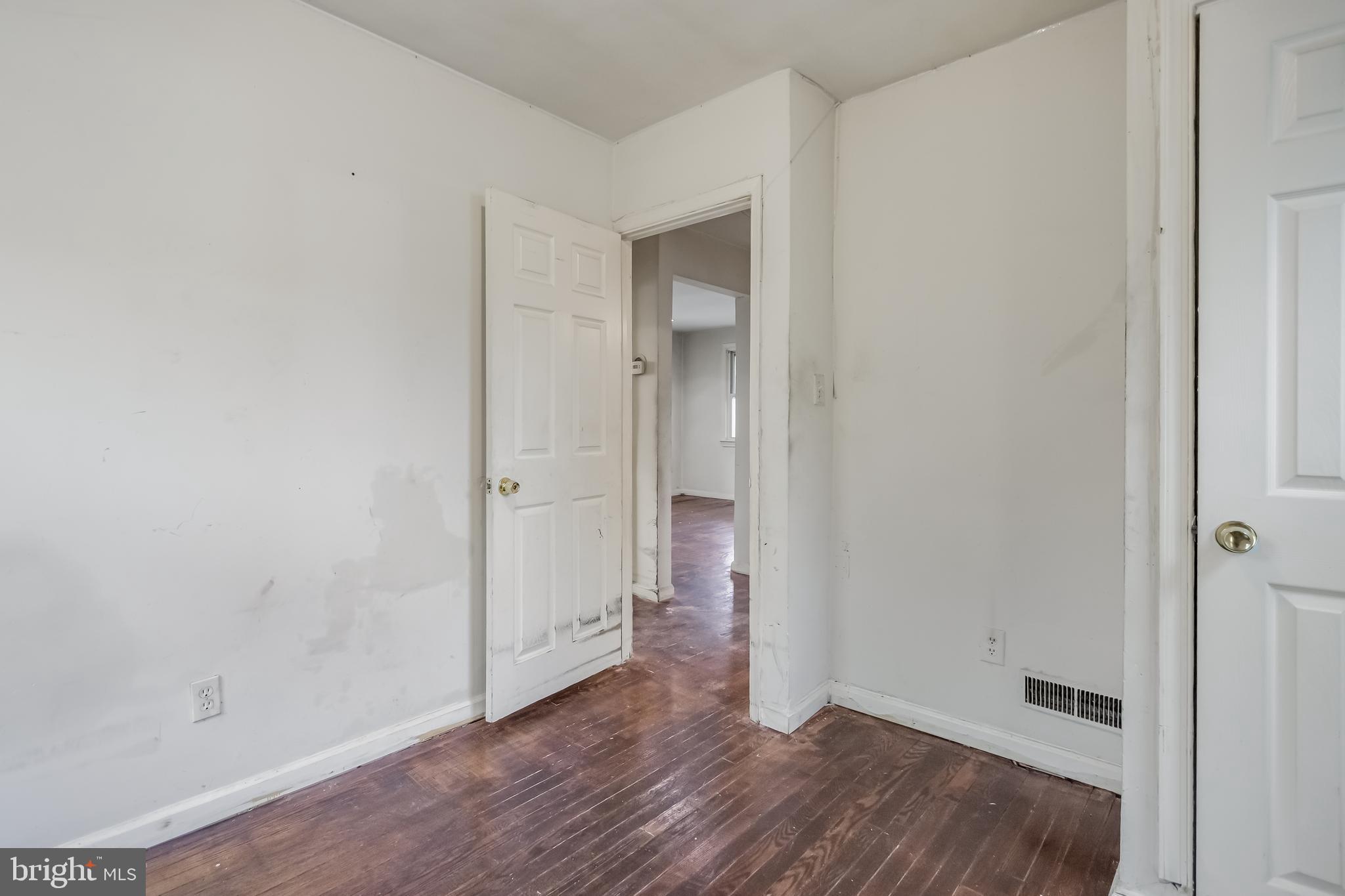 CHAPEL OAKS - Residential