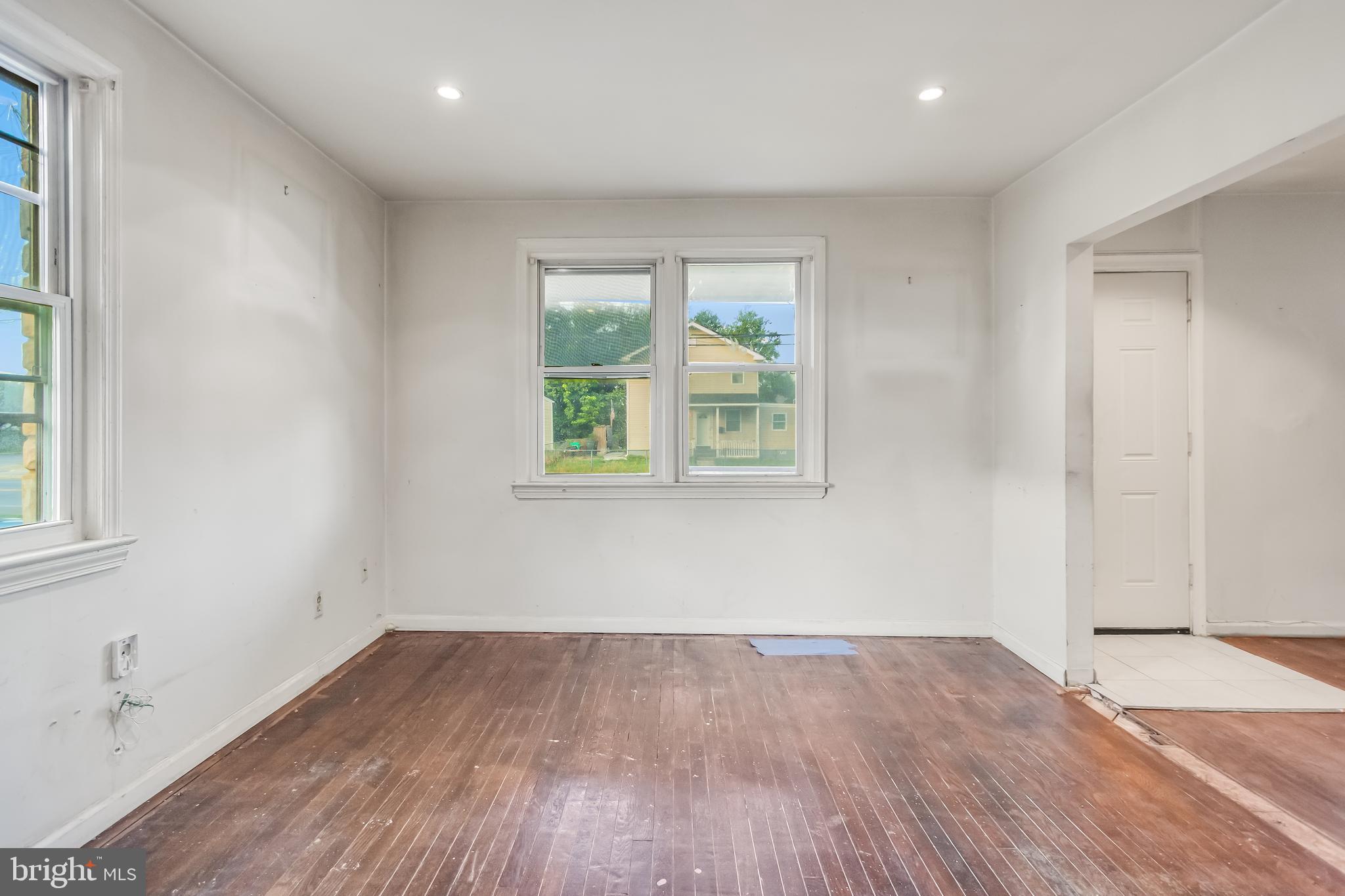 CHAPEL OAKS - Residential