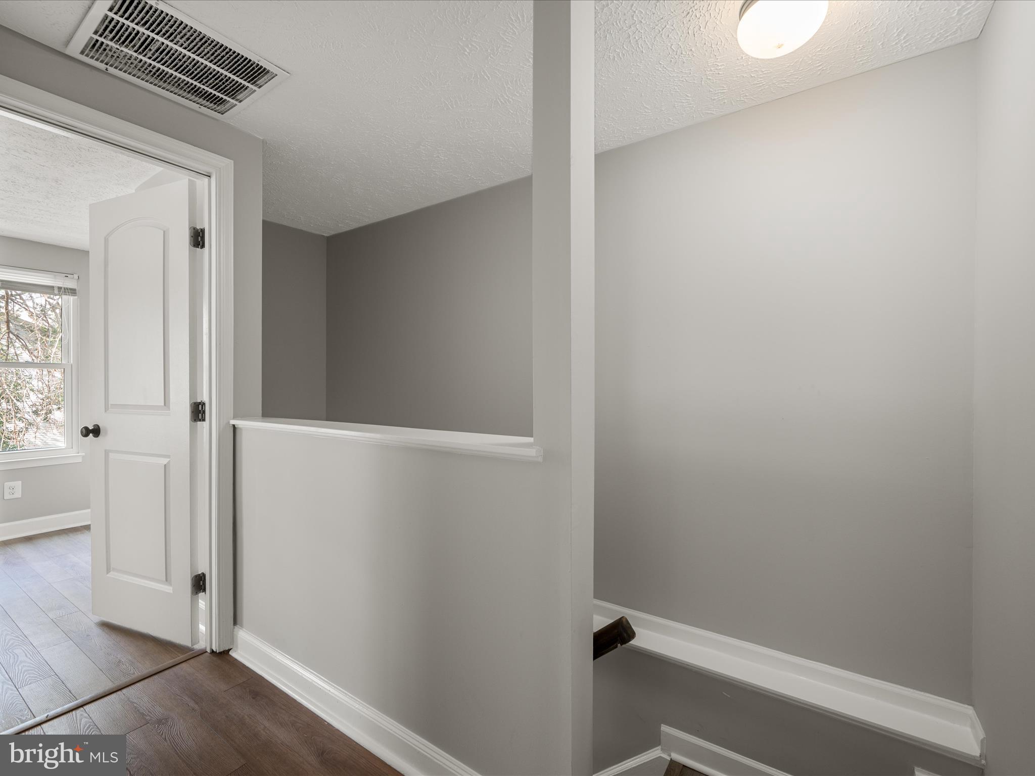 MONTCLAIR ST4 - Residential