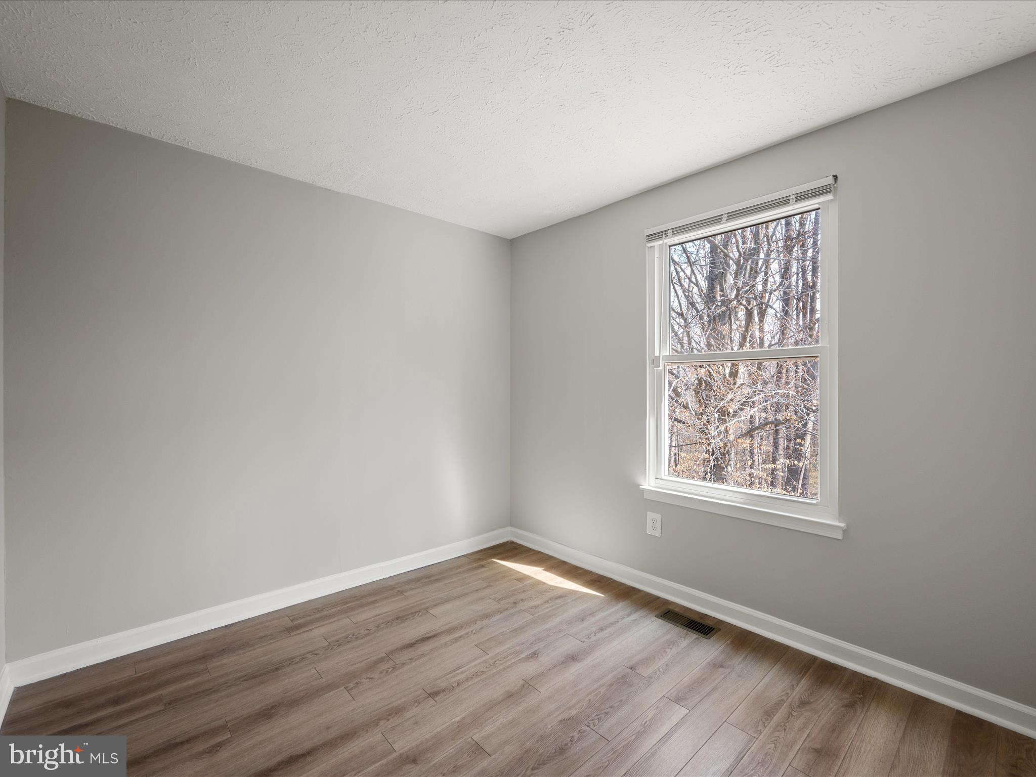 MONTCLAIR ST4 - Residential