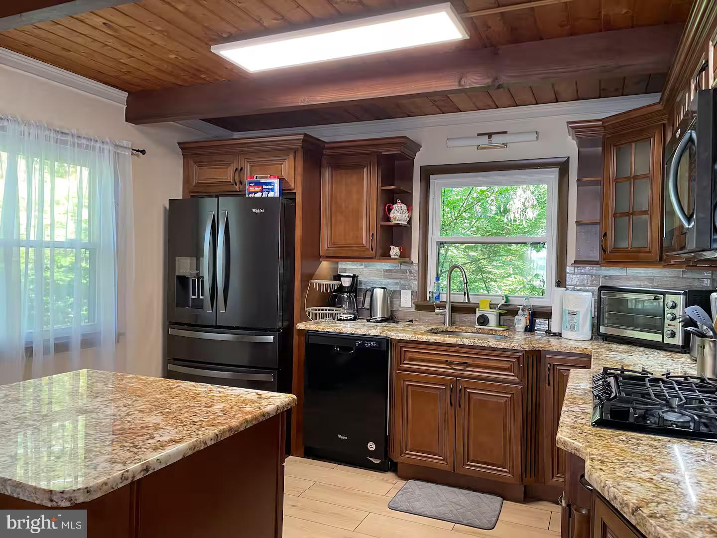 WINONA LAKES - Residential