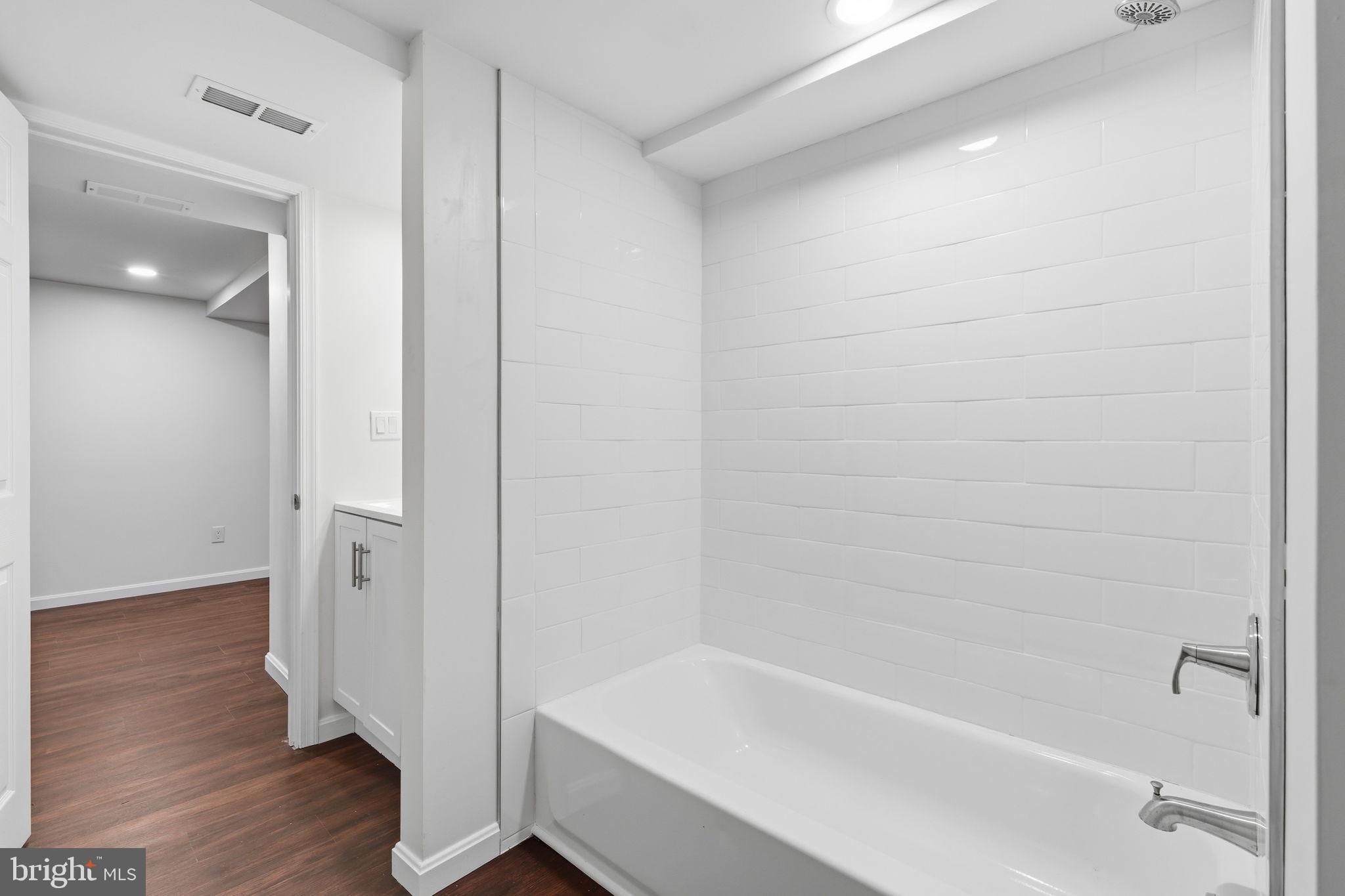 VICTORY VILLA - Residential