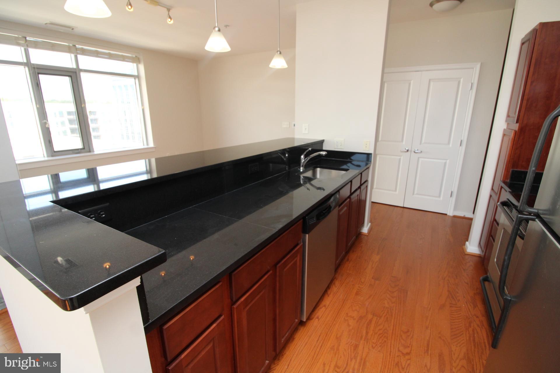 ONE INDEPENDENCE PLAZA A - Residential