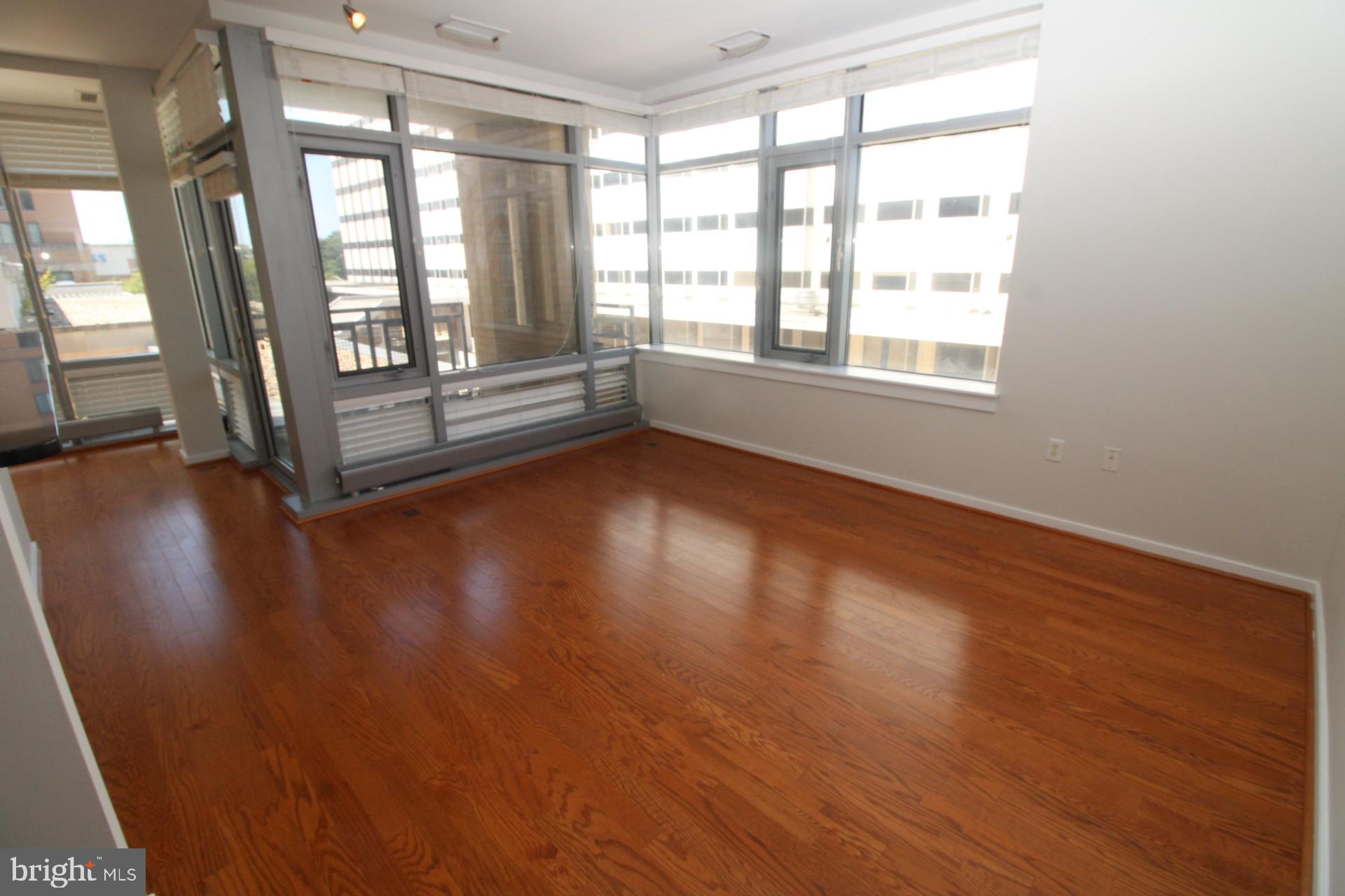 ONE INDEPENDENCE PLAZA A - Residential