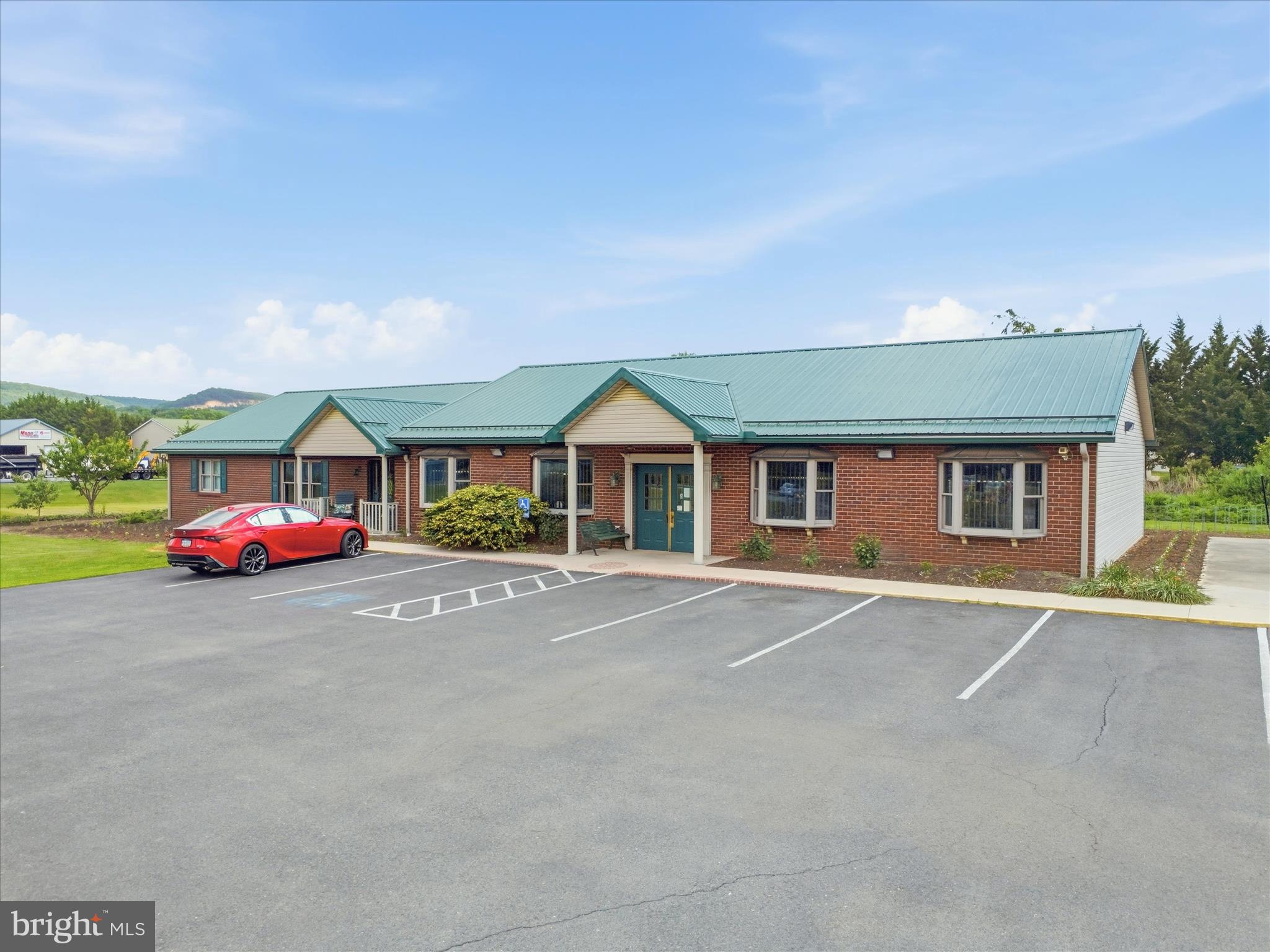 FAYETTEVILLE - Residential