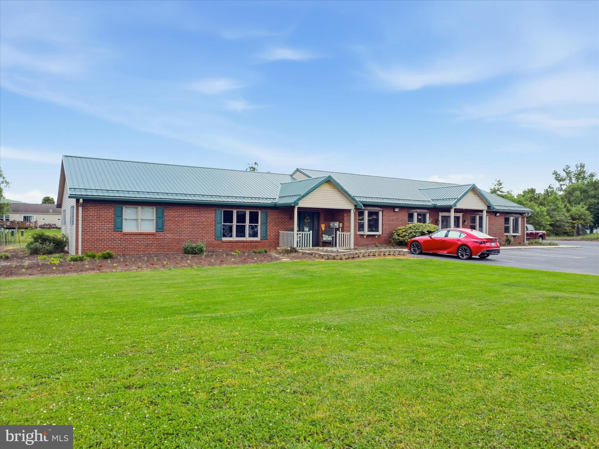 FAYETTEVILLE - Residential