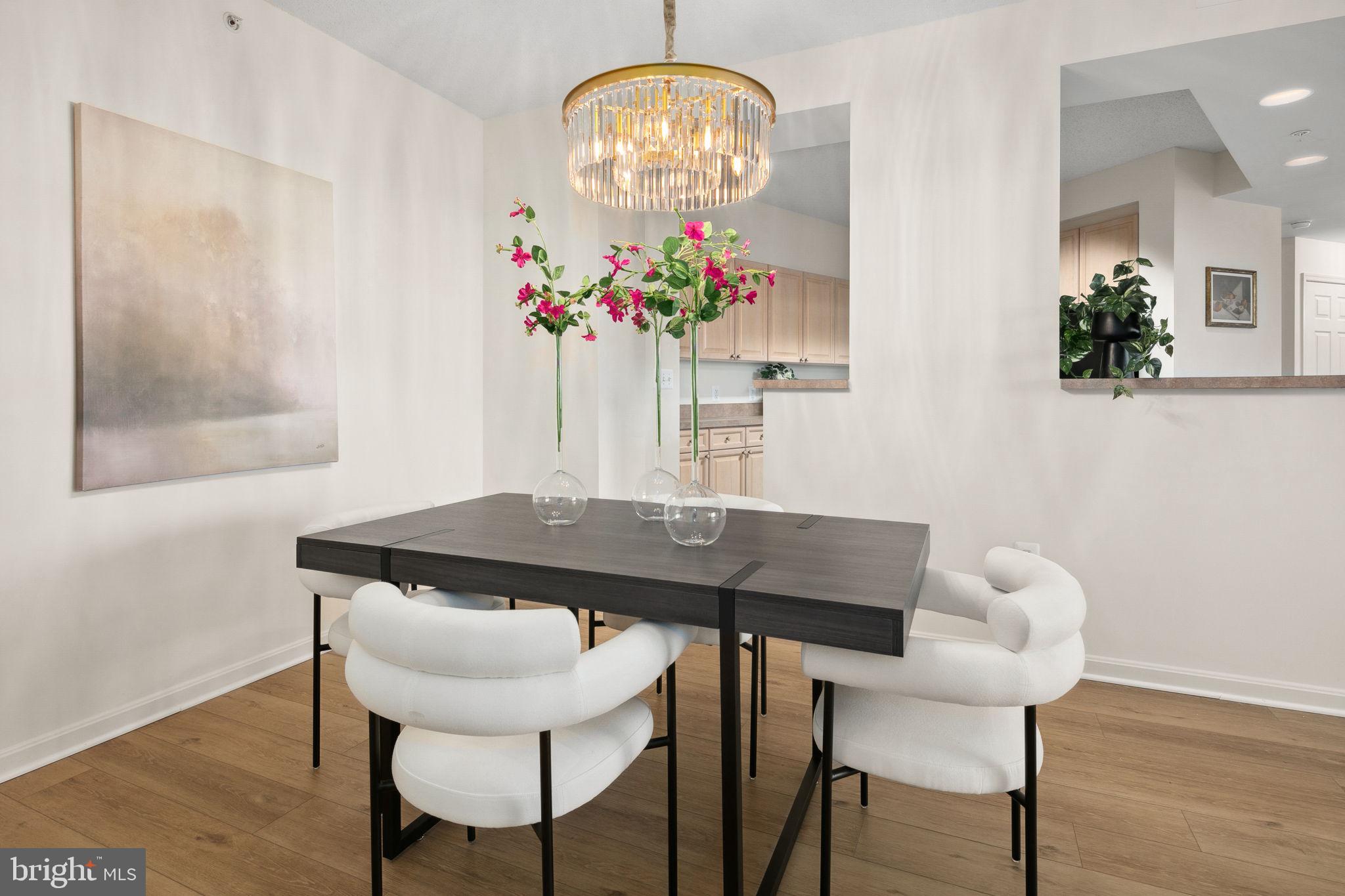 LEISURE WORLD - Residential