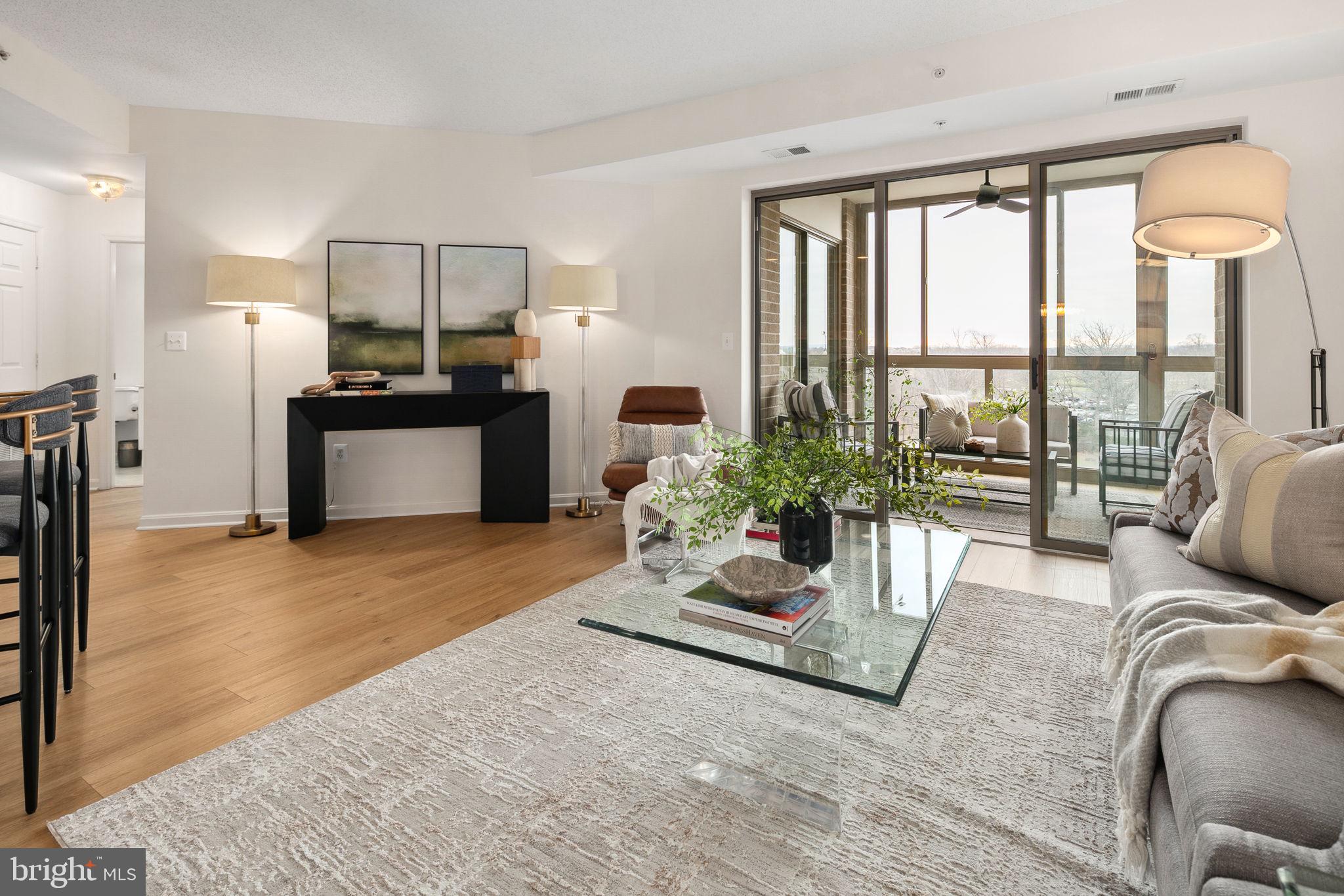 LEISURE WORLD - Residential