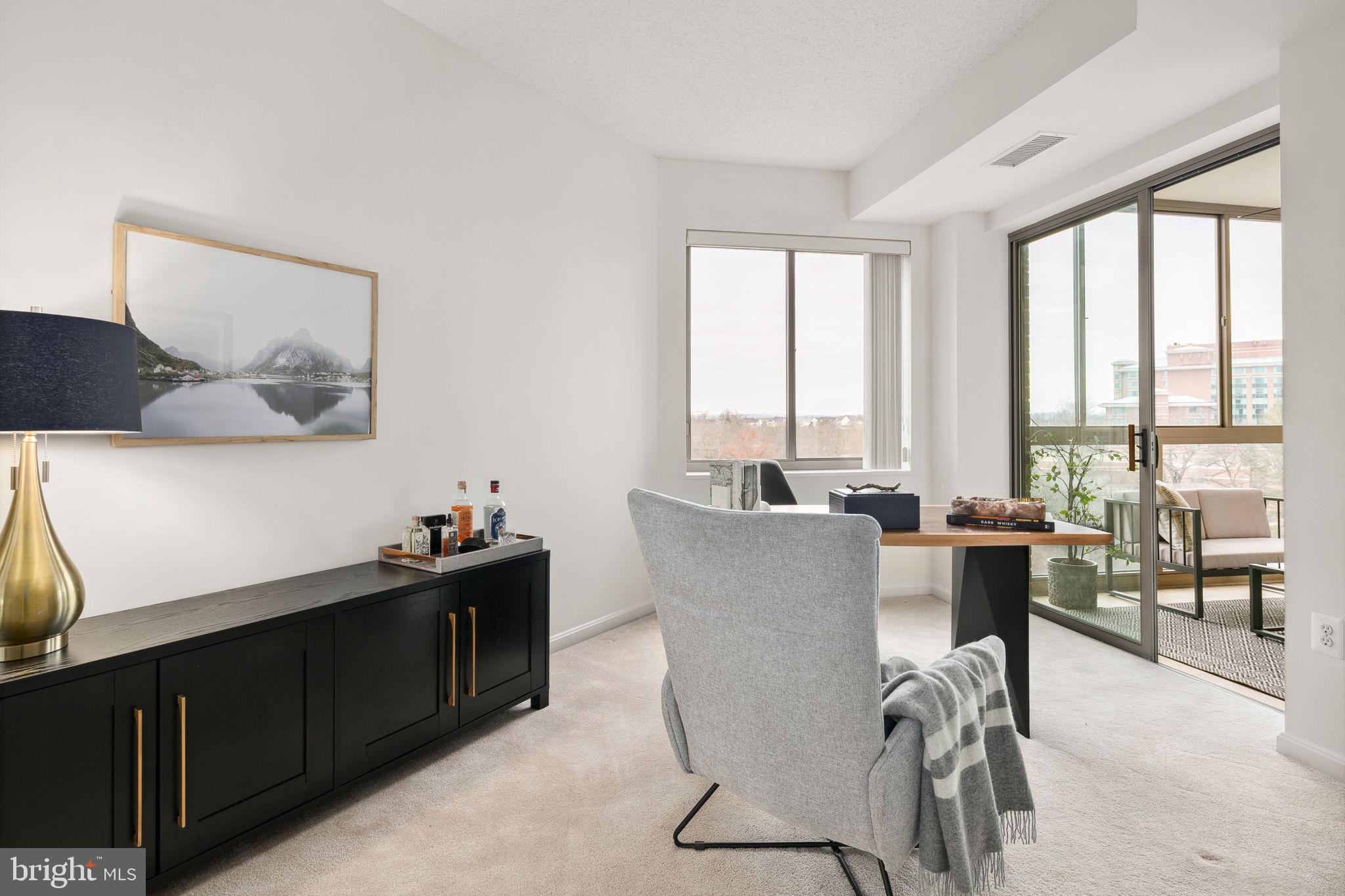 LEISURE WORLD - Residential