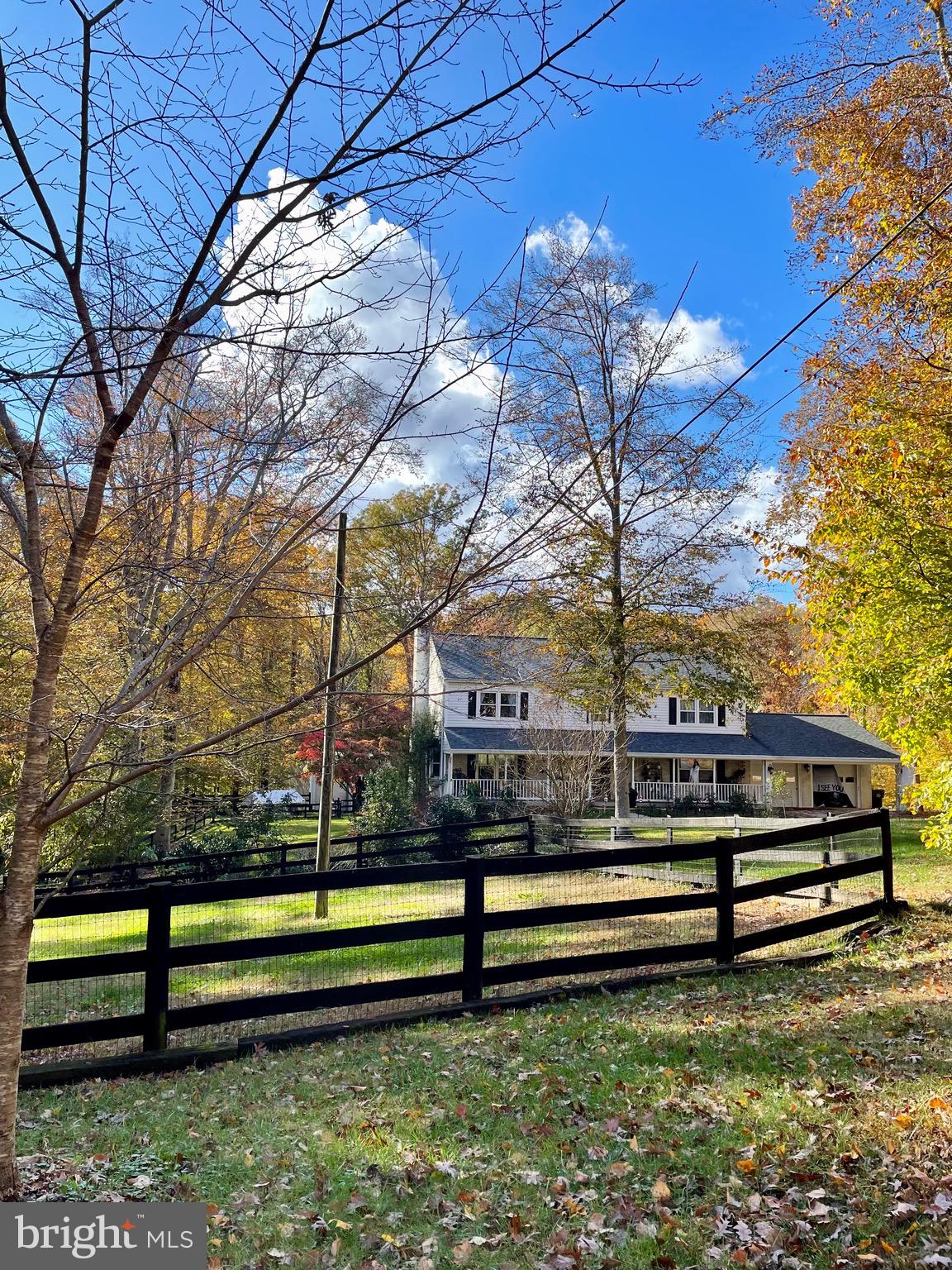 FAIRFAX STATION - Residential
