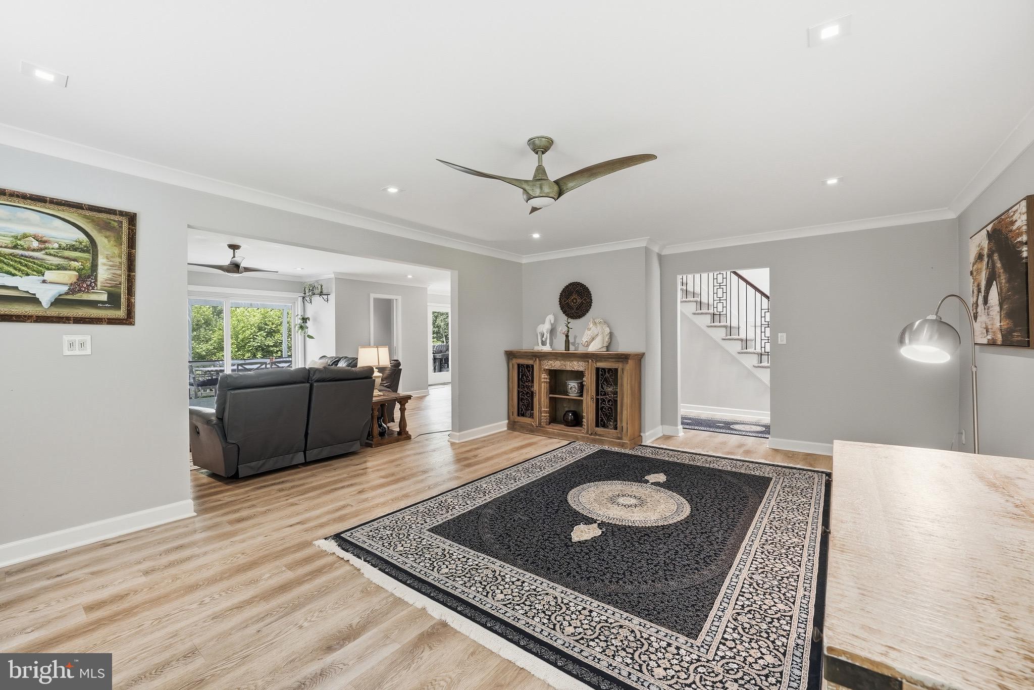FAIRFAX STATION - Residential