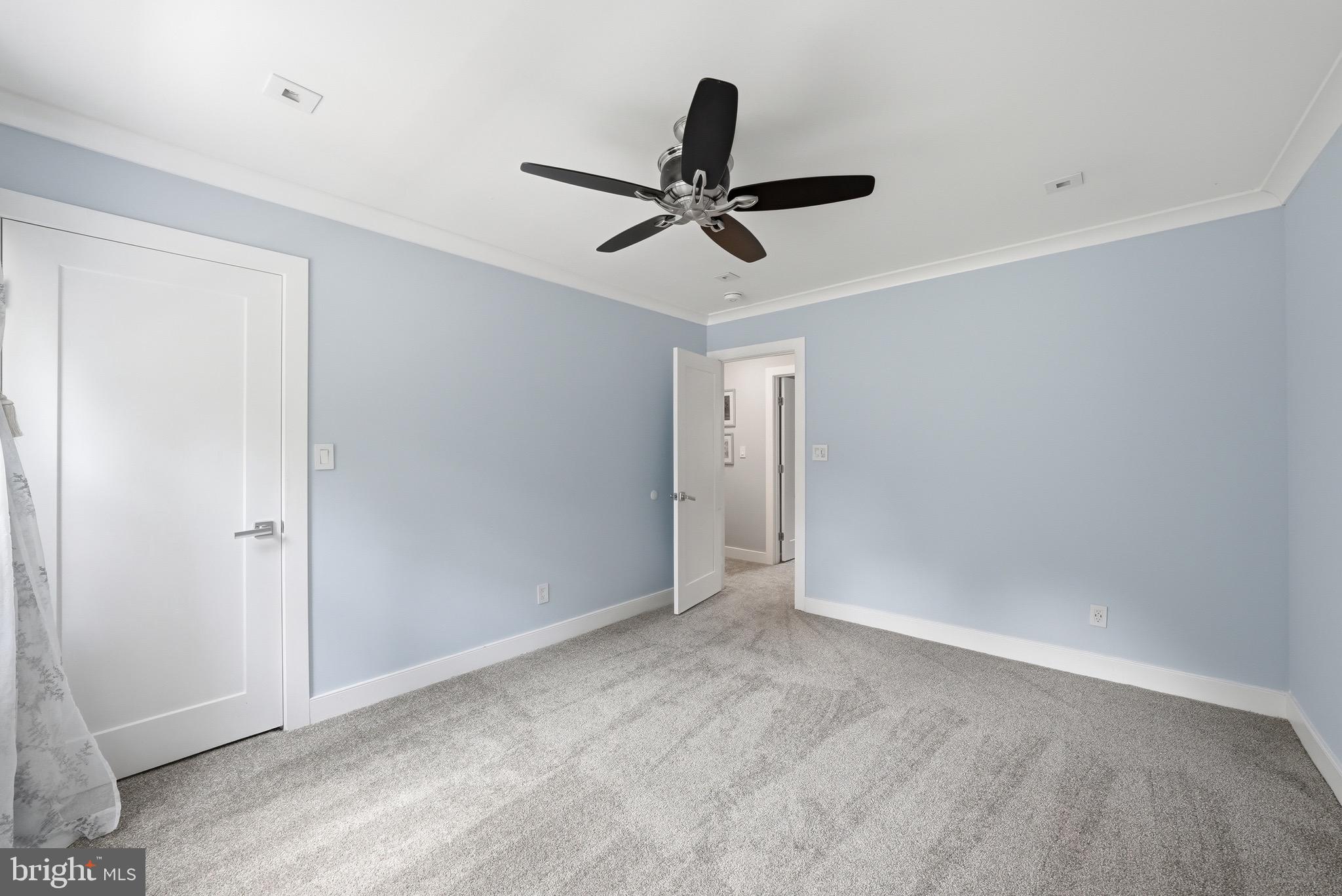 FAIRFAX STATION - Residential