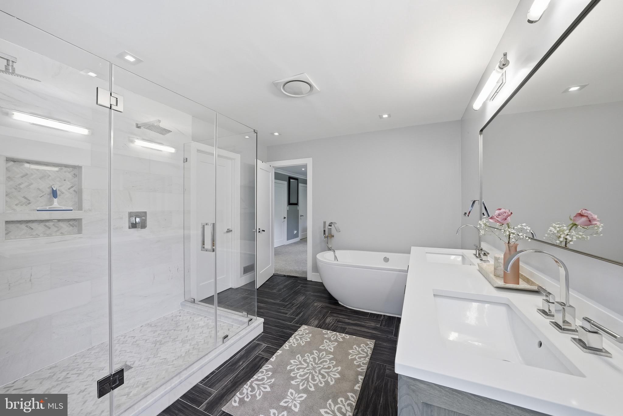 FAIRFAX STATION - Residential