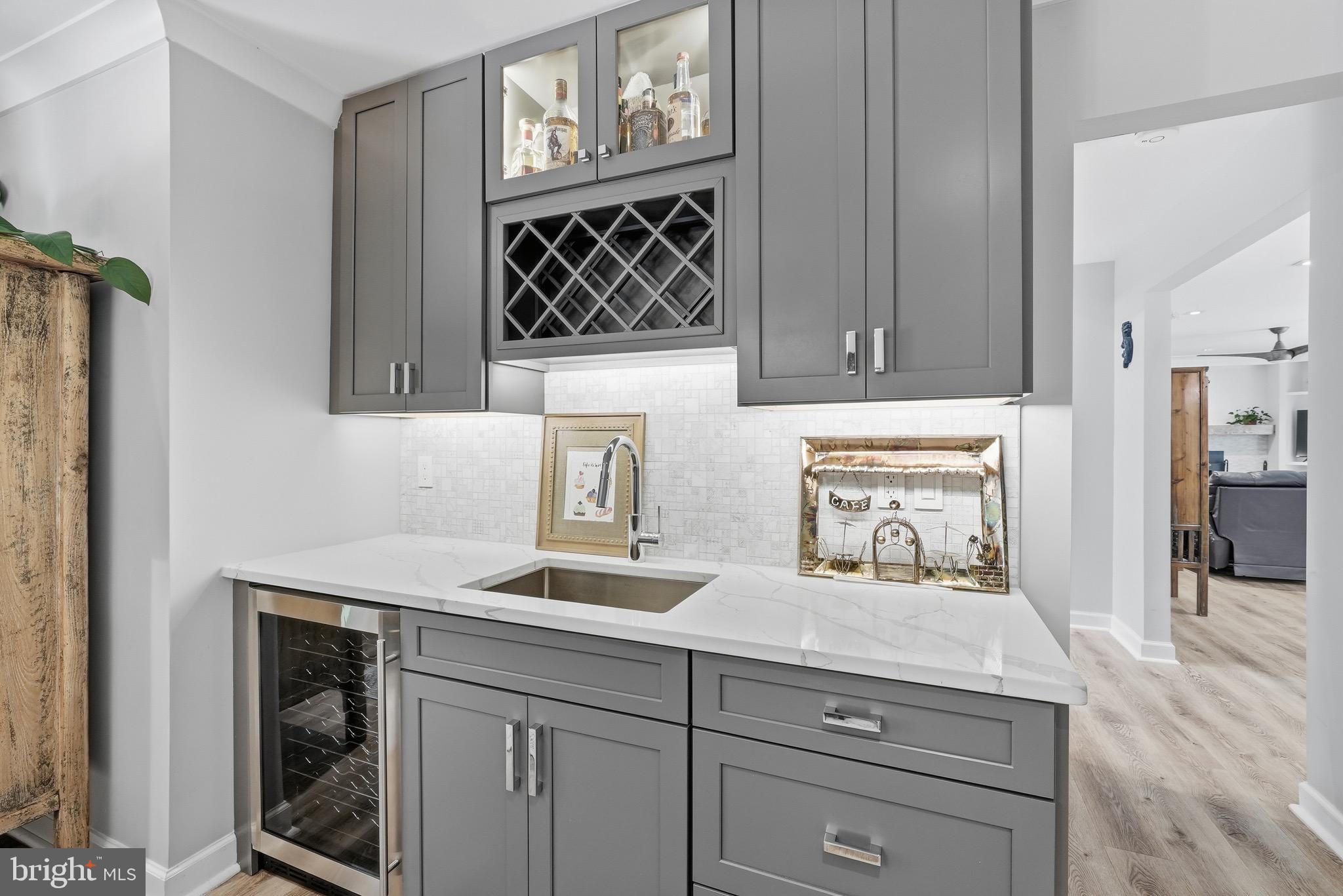 FAIRFAX STATION - Residential