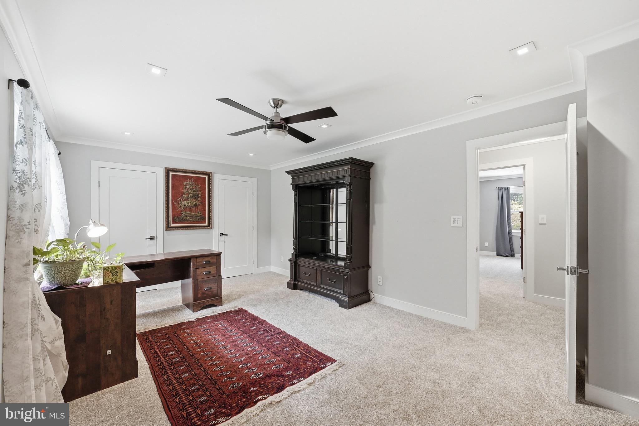 FAIRFAX STATION - Residential