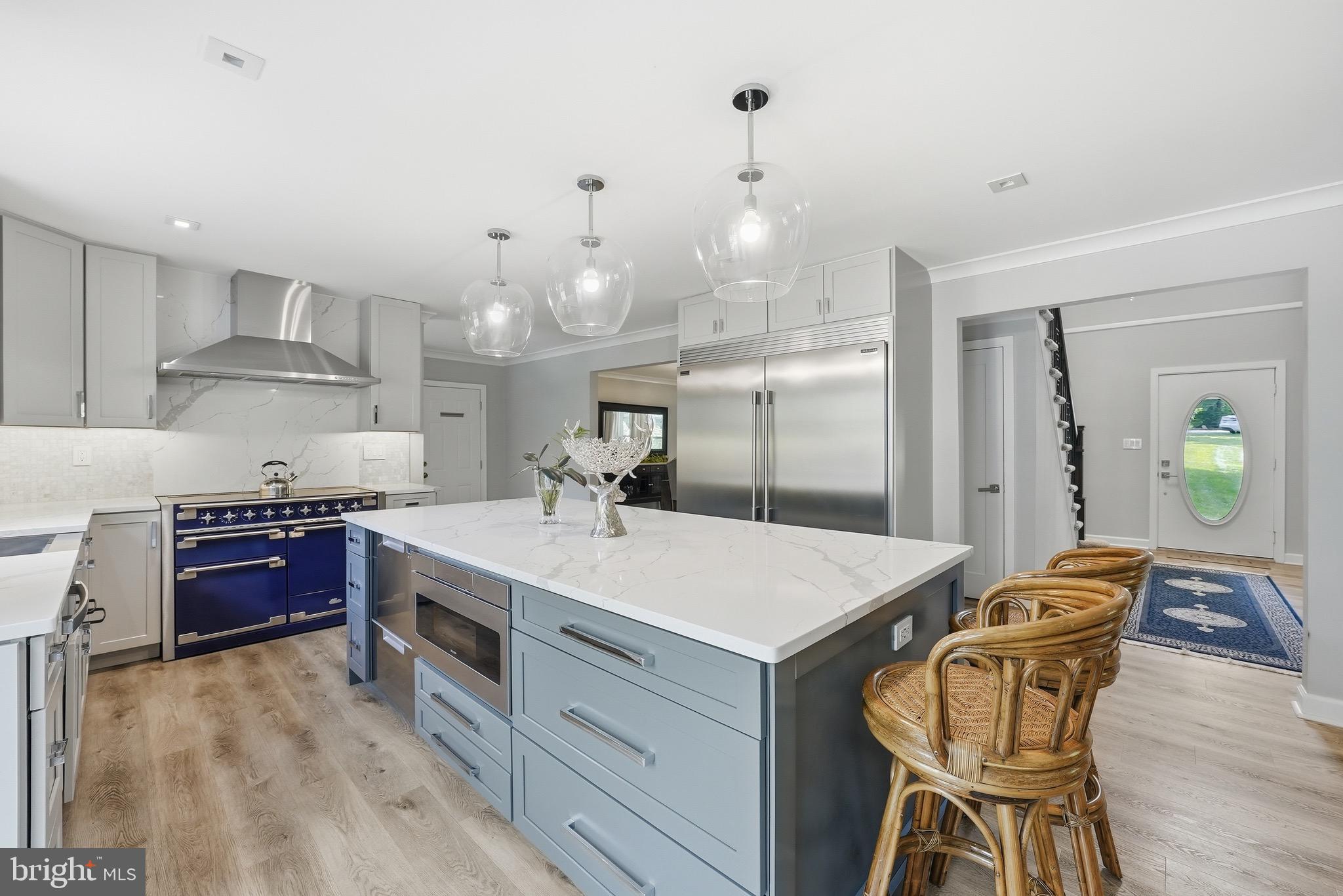 FAIRFAX STATION - Residential