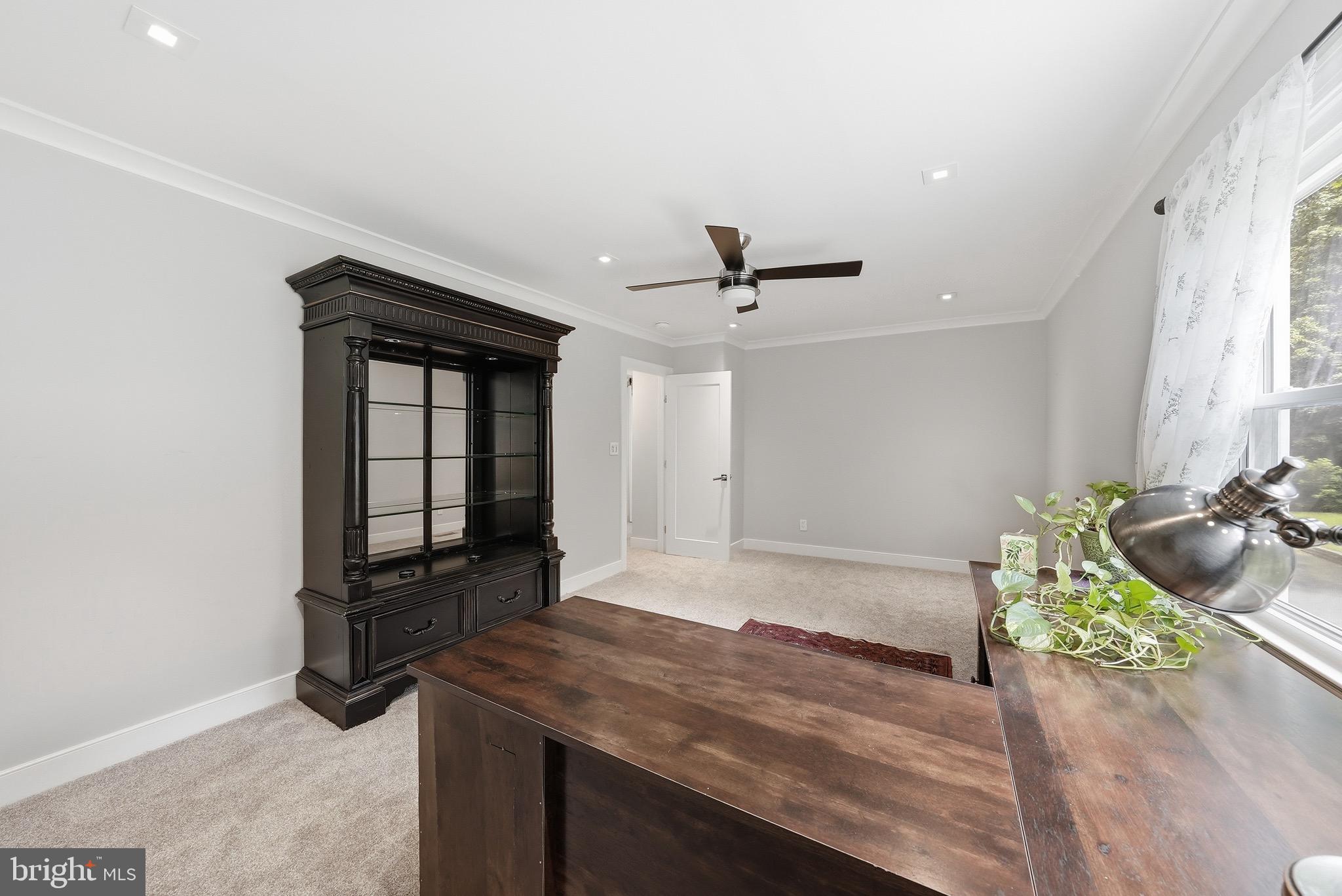 FAIRFAX STATION - Residential