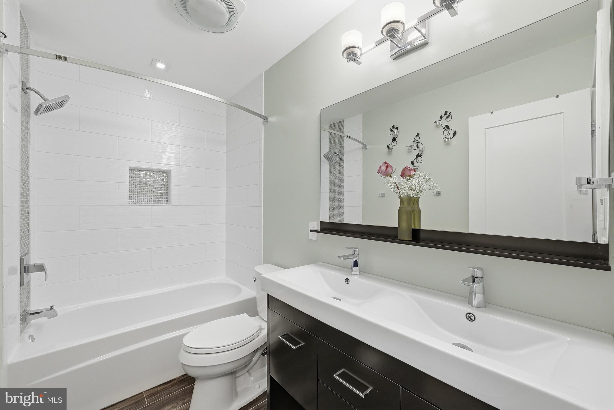 FAIRFAX STATION - Residential