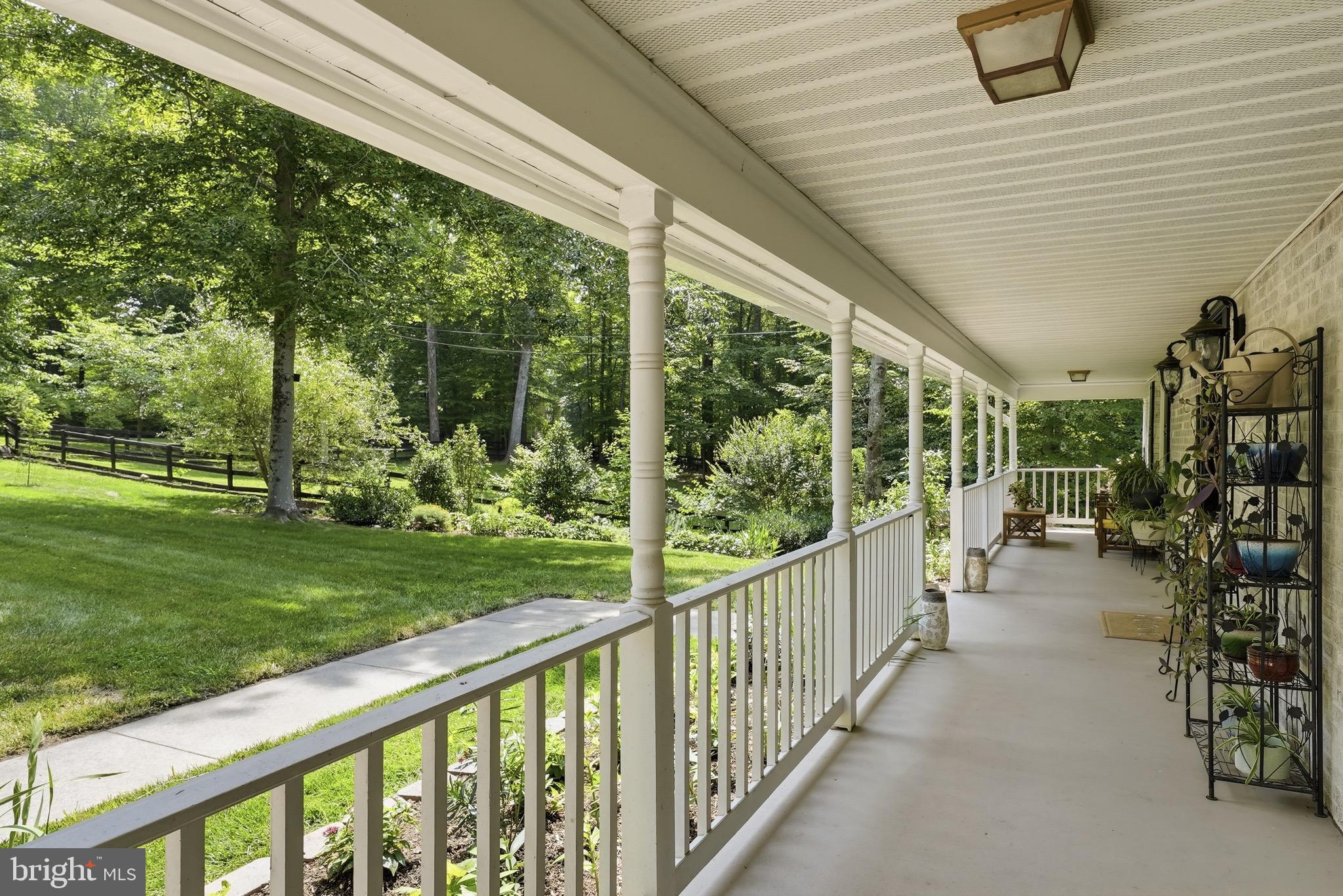 FAIRFAX STATION - Residential