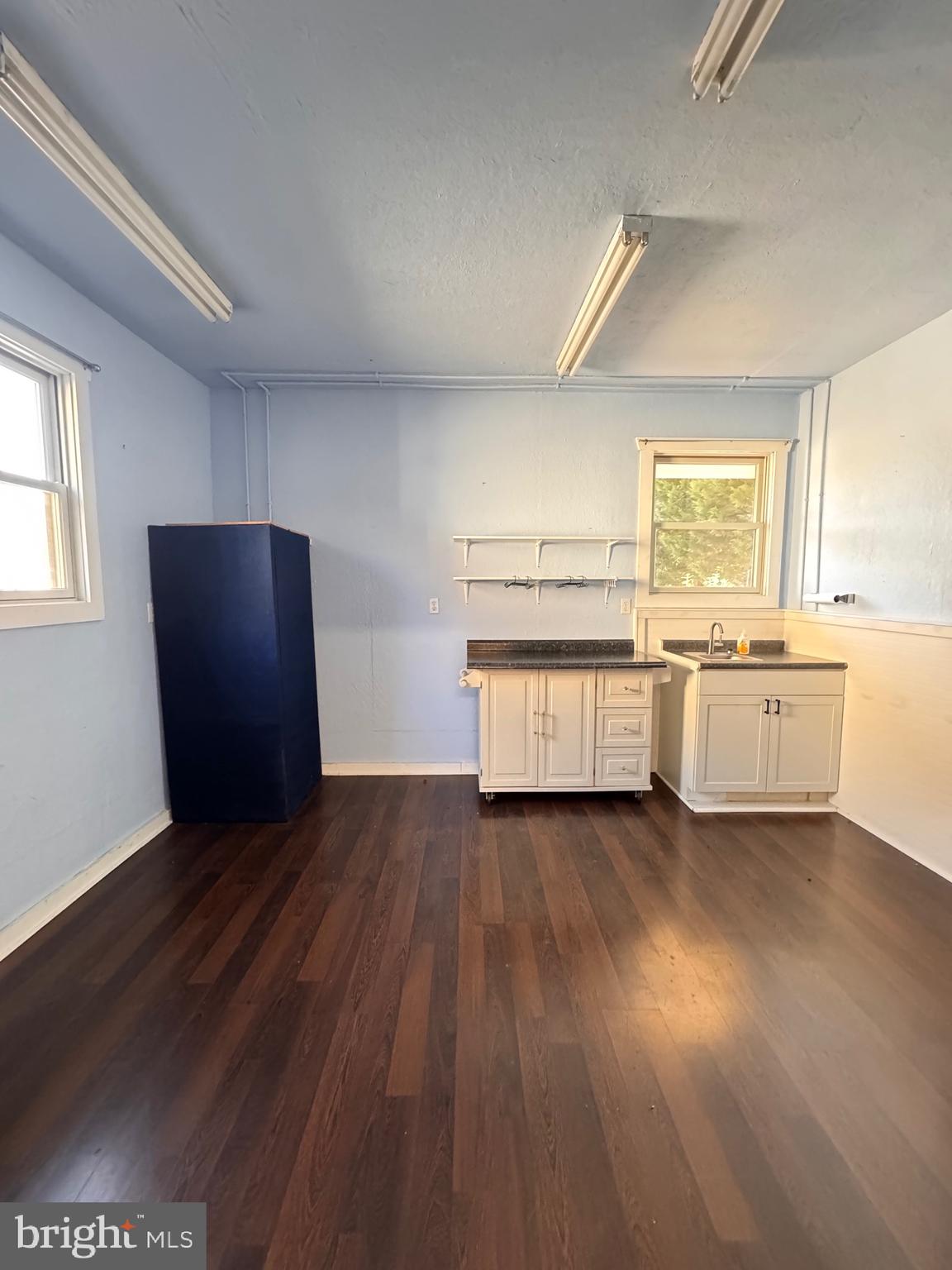 OLD PROSPECT LANDING - Residential