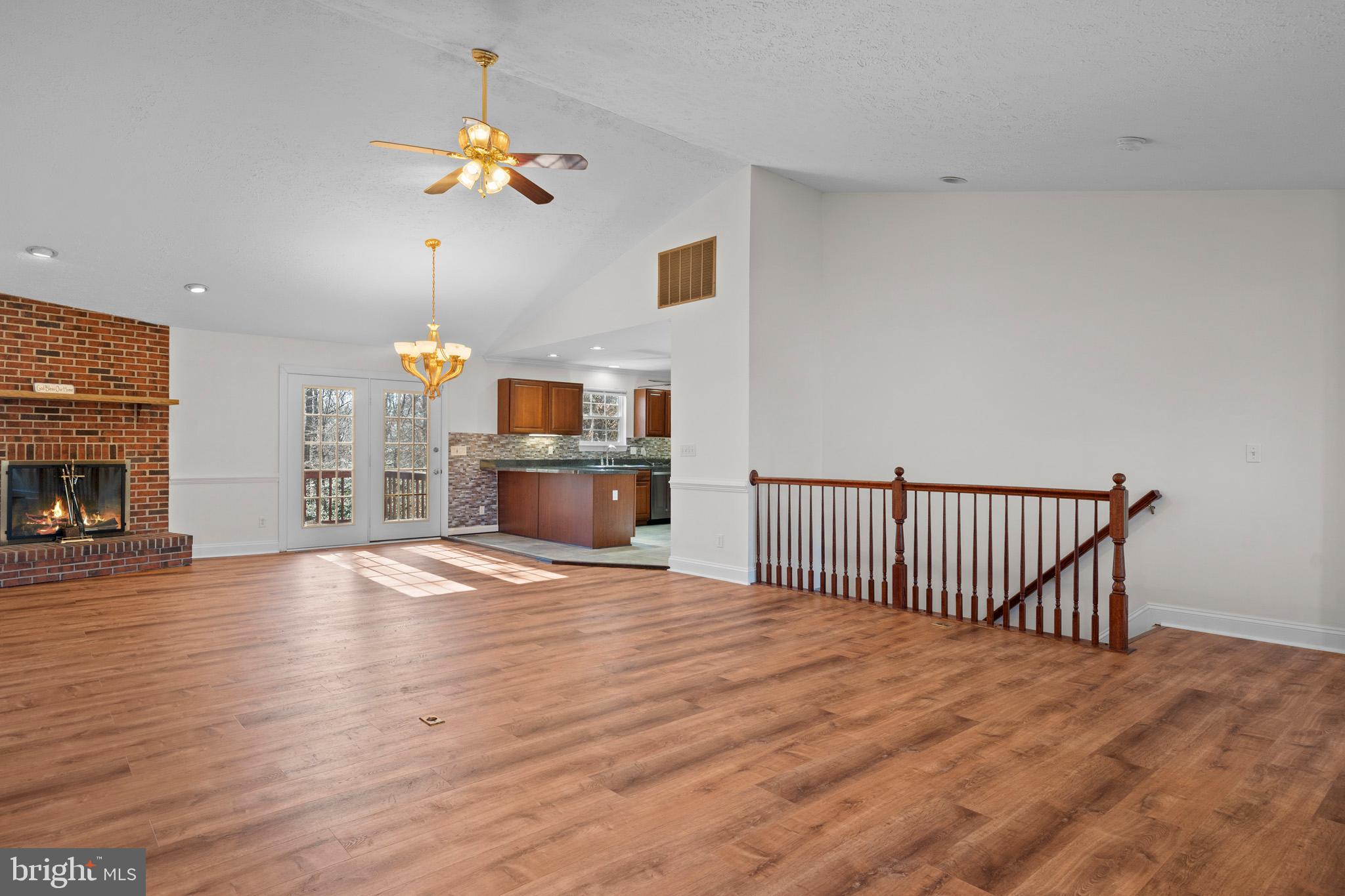 CLAIREMONT - Residential