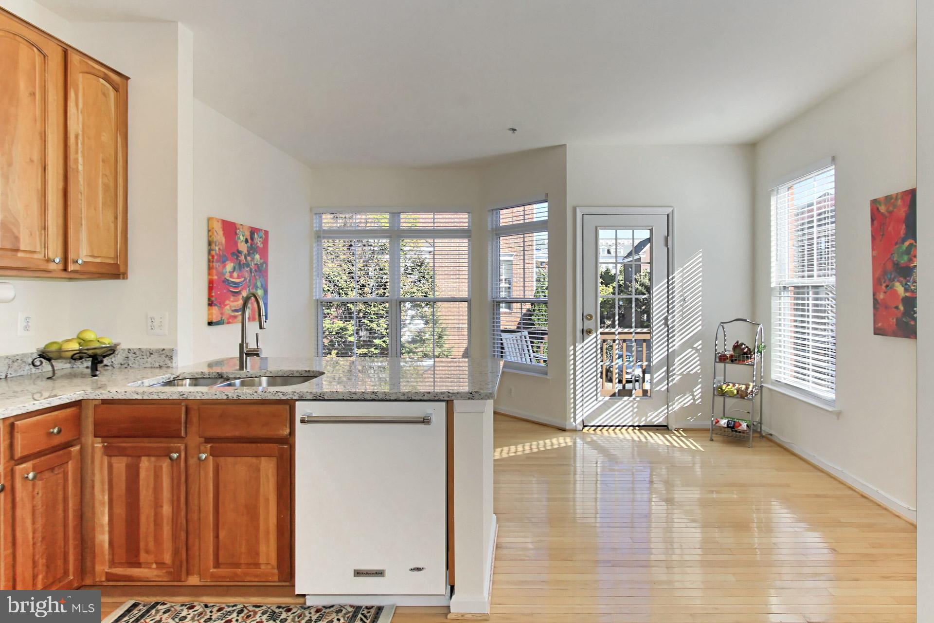 CAMERON STATION - Residential
